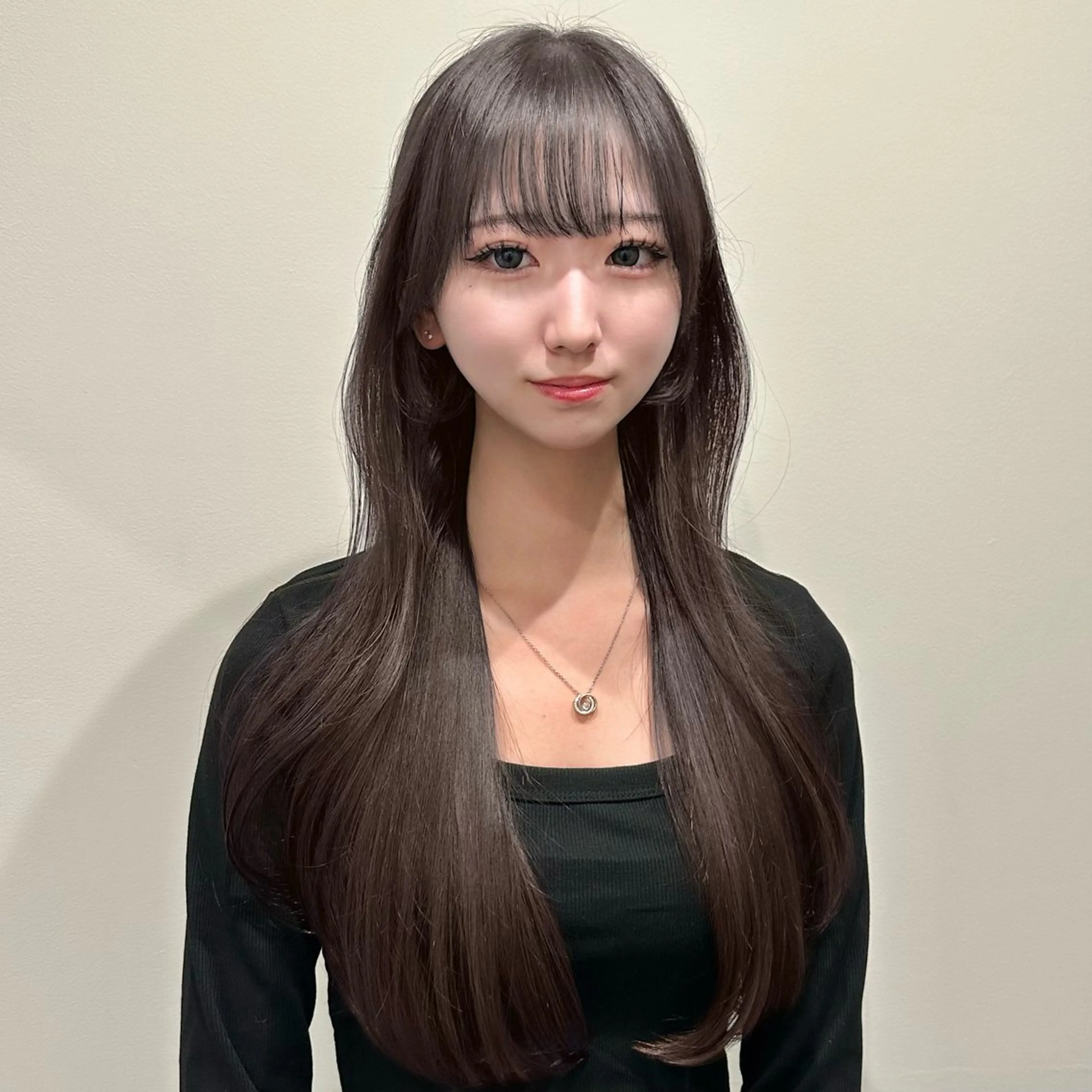 ロング カット ヘアカラー トリートメント 🌹ハッシュカット、 レイヤー韓国ヘア🌹のヘアスタイル