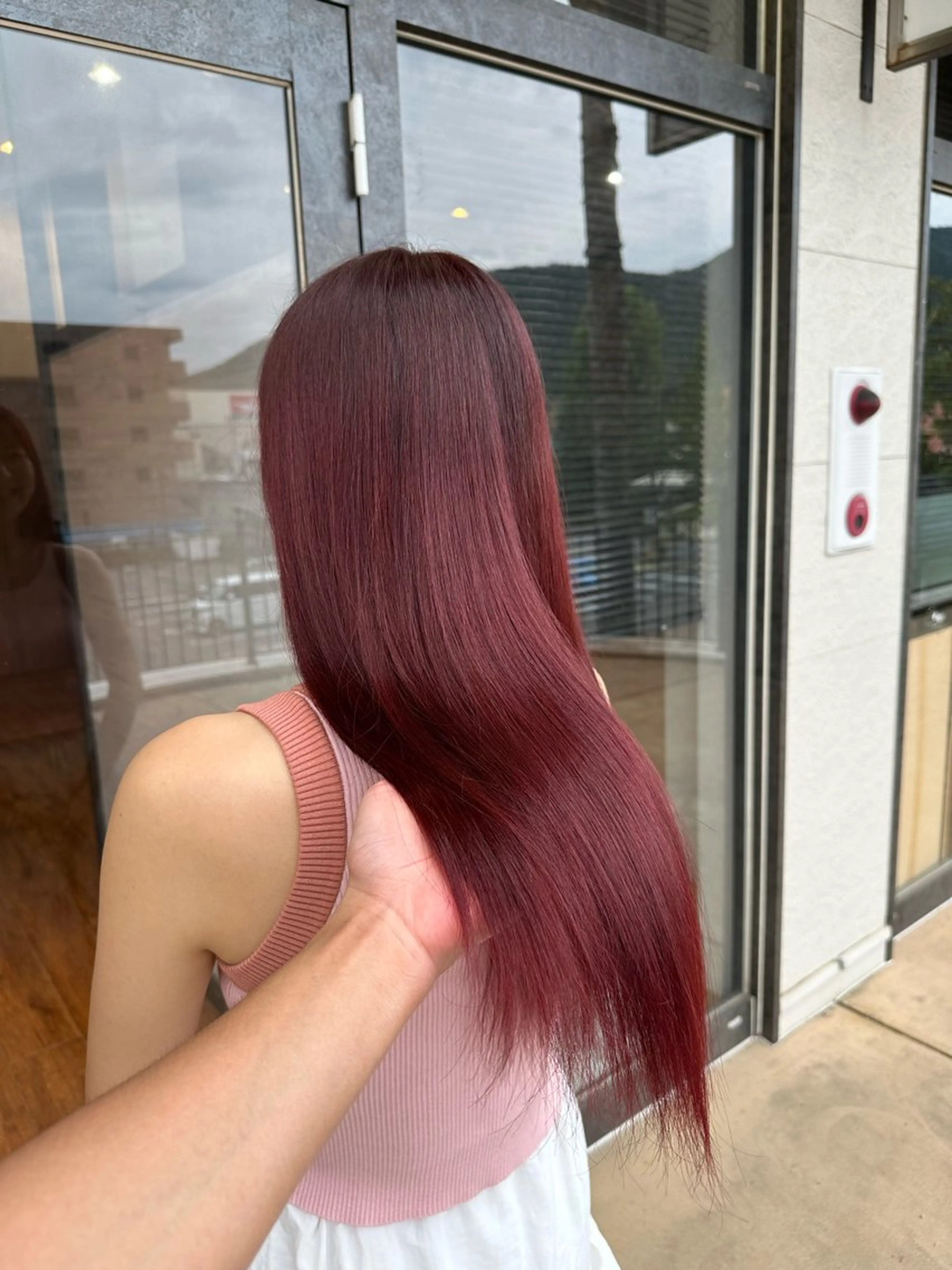 ロング カラー ピンクカラー ローズカラー ヘアカラー トリートメント clocca所属・鵜飼 真伍のヘアスタイル