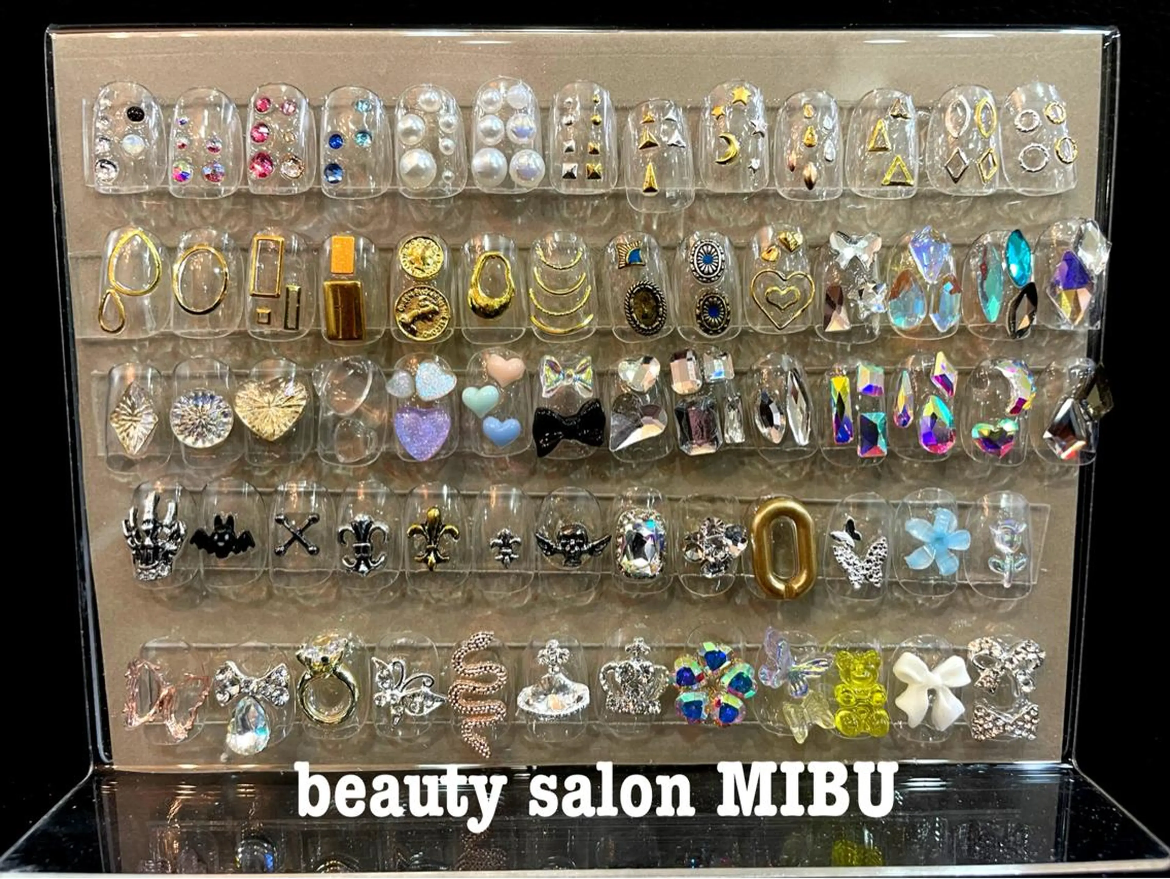 ネイル Sunny.Roa fujiのネイルデザイン