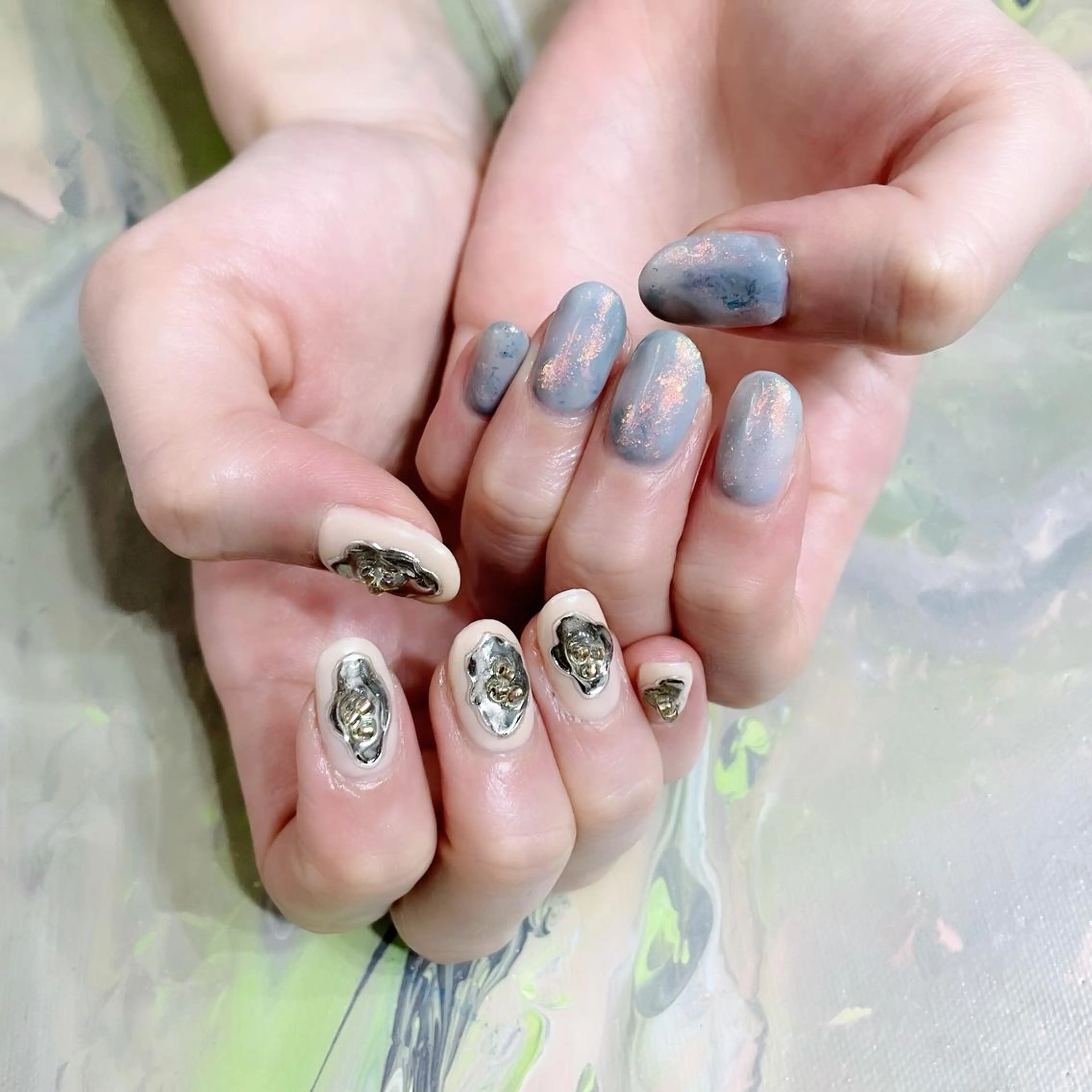 ネイル オーロラネイル 氷ネイル・うるうるネイル 韓国ネイル マグネットネイル ミラーネイル VOLLMOND nailのネイルデザイン