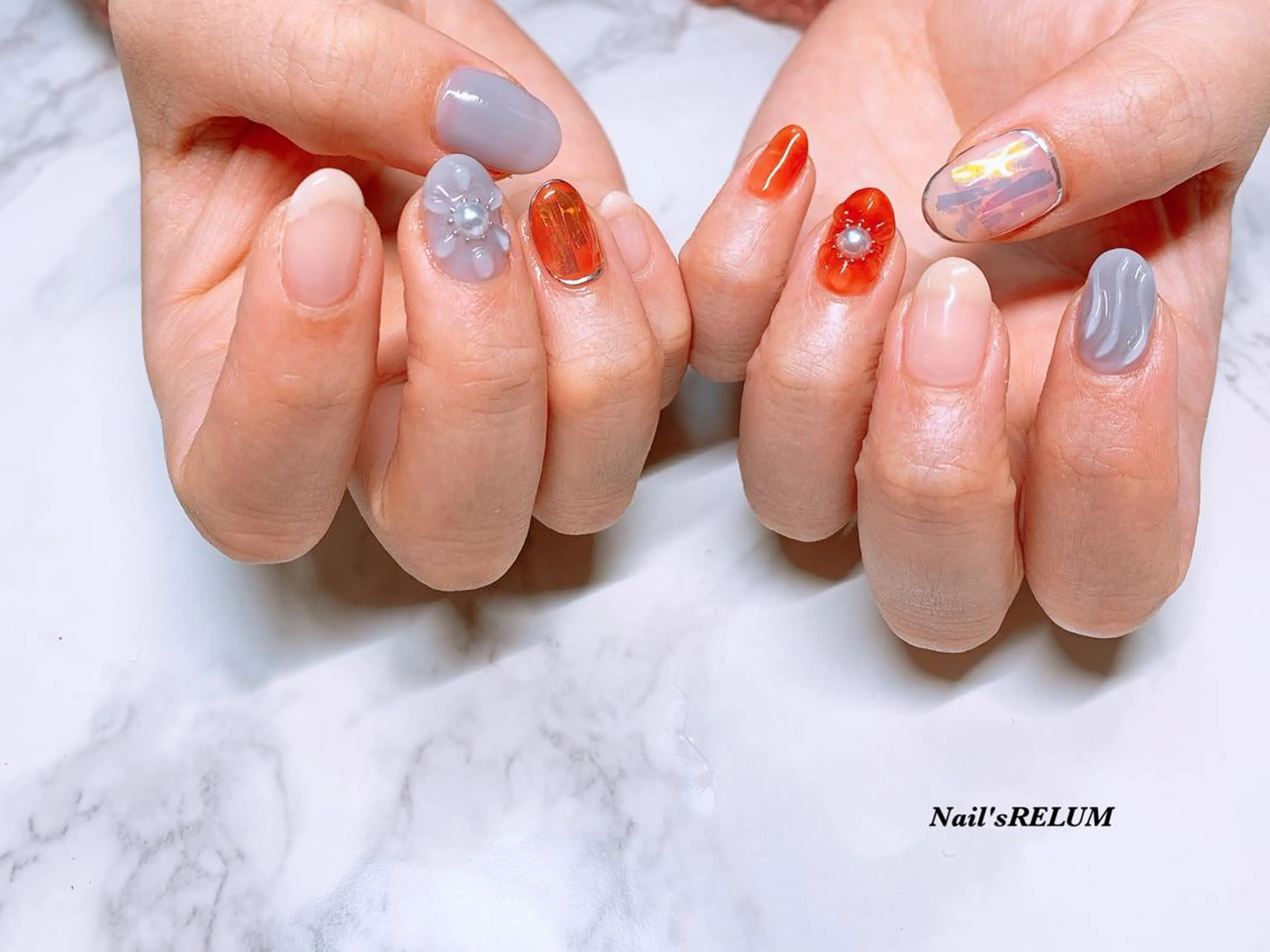 ネイル アートネイル THECOLORS所属・近貞 莉奈のネイルデザイン