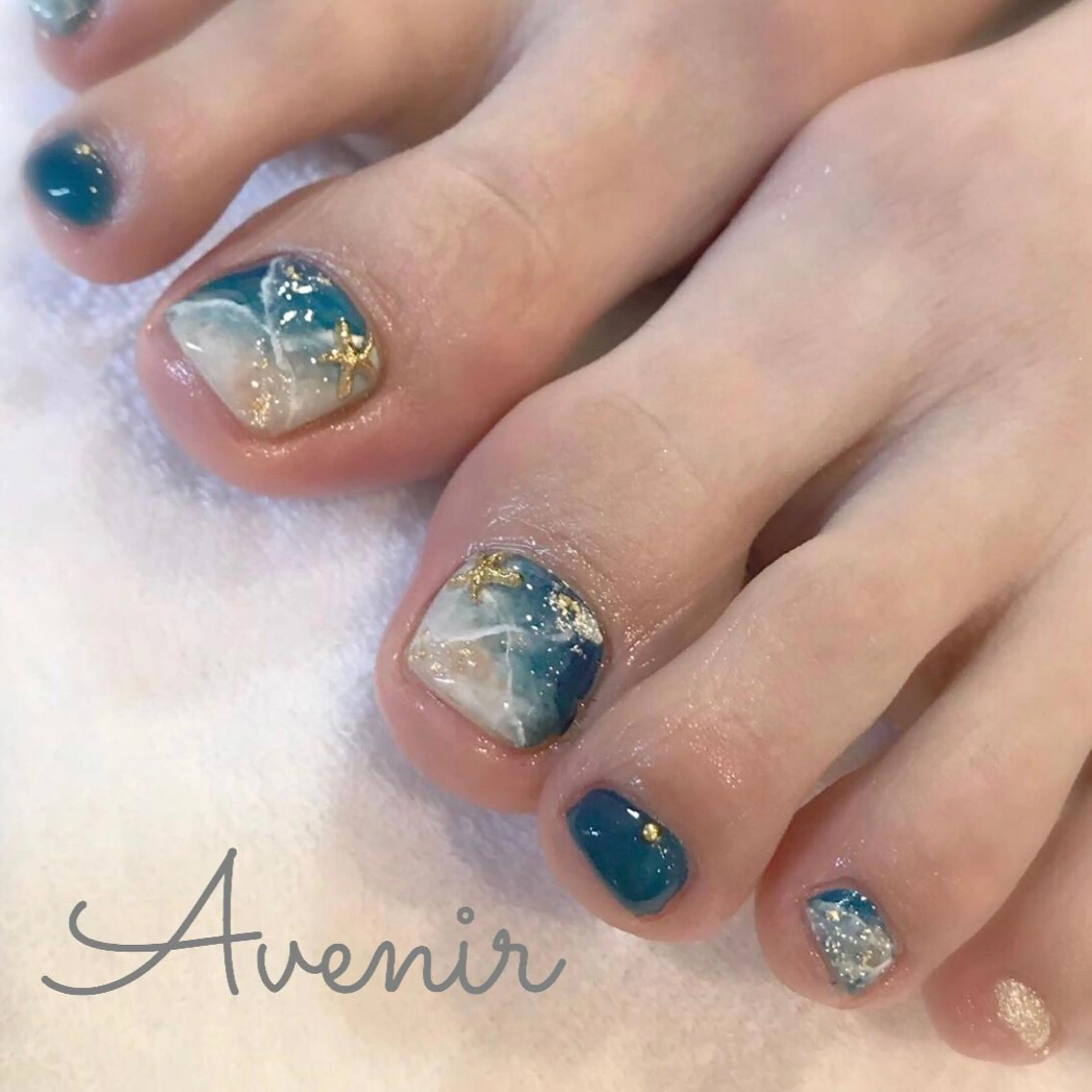 ネイル Avenir 表参道 nail＆eye予約のネイルデザイン