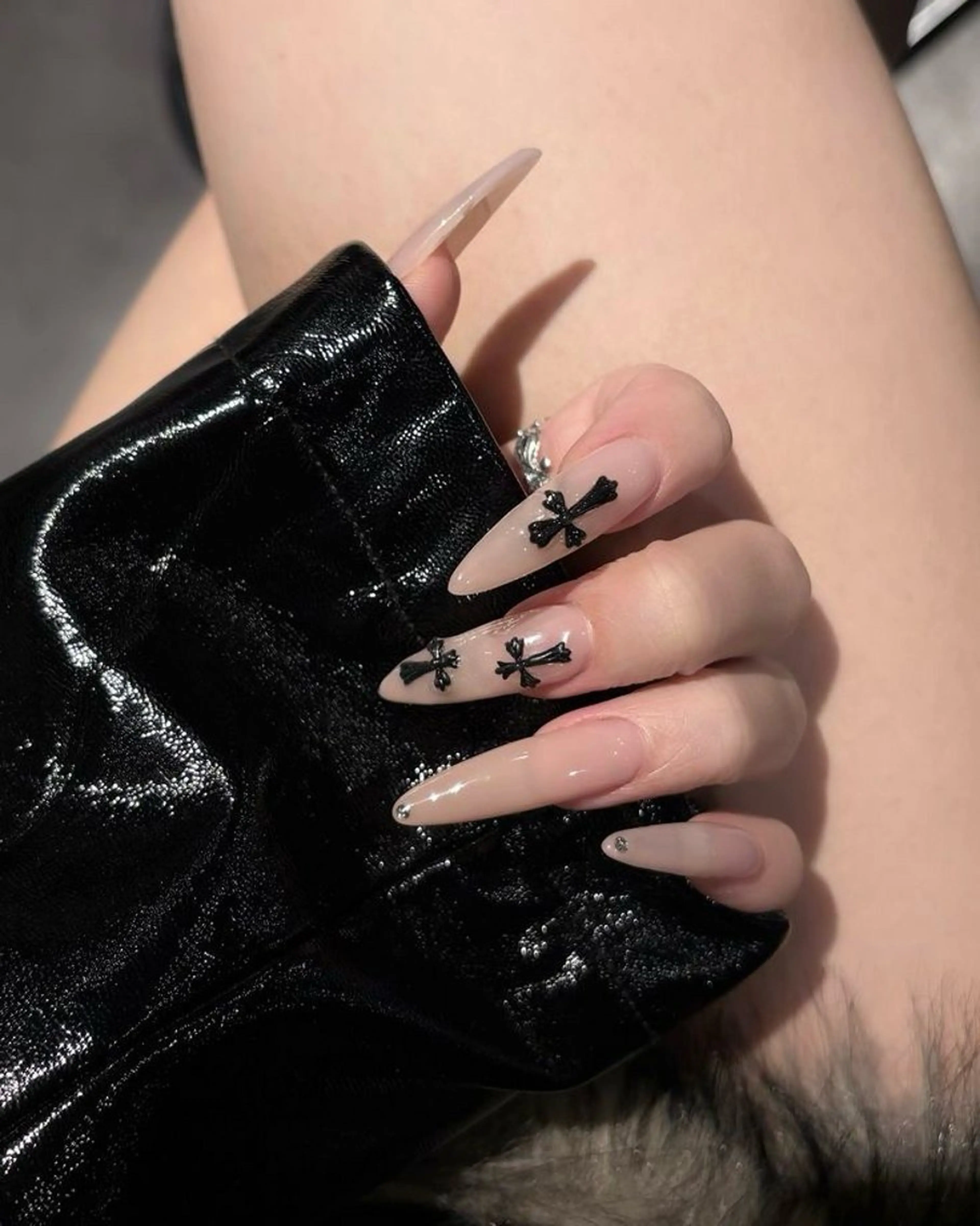 ネイル アートネイル 長さ出し ジェルネイル マグネットネイル ニュアンスネイル ハンドネイル KIM キムのネイルデザイン