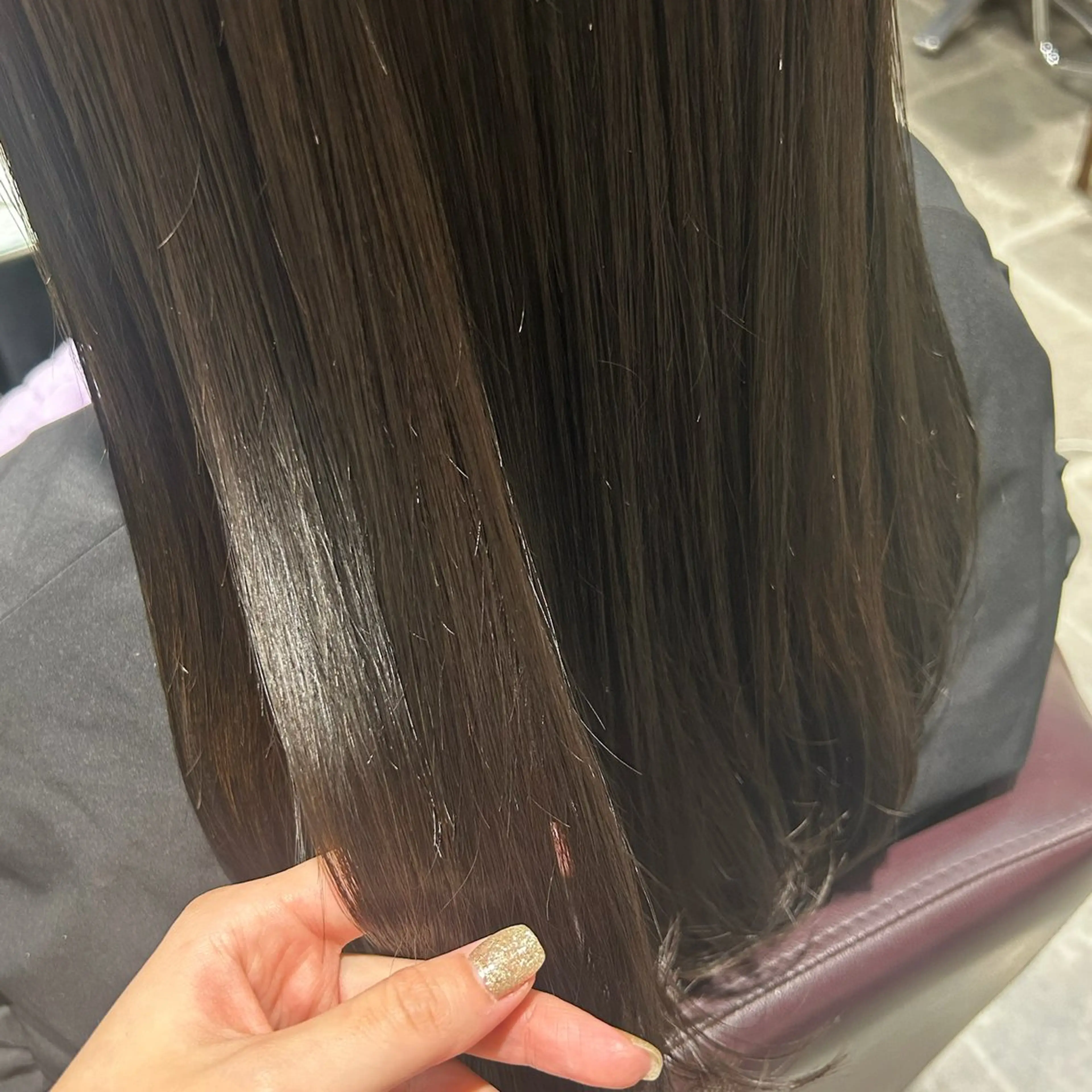 カット💇‍♀️ブリーチ無しカラー💜の写真