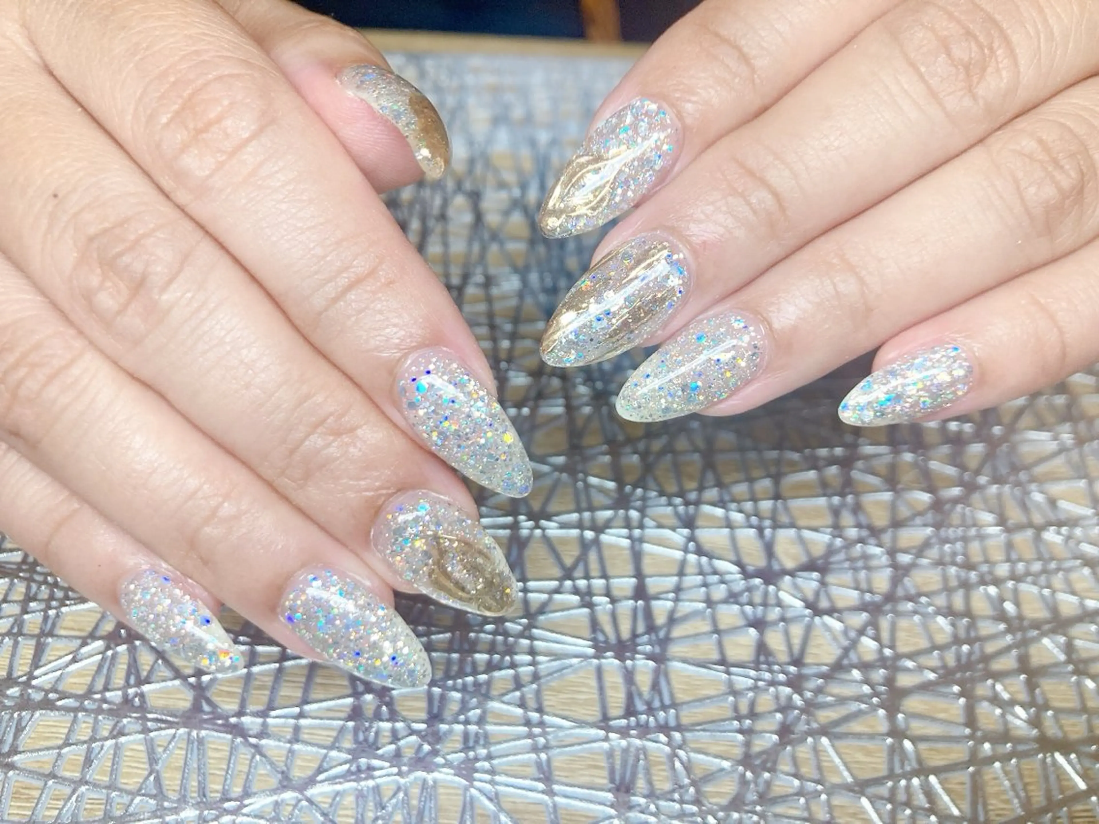 ネイル ECLAT エクラ所属・寺山 千鶴のネイルデザイン