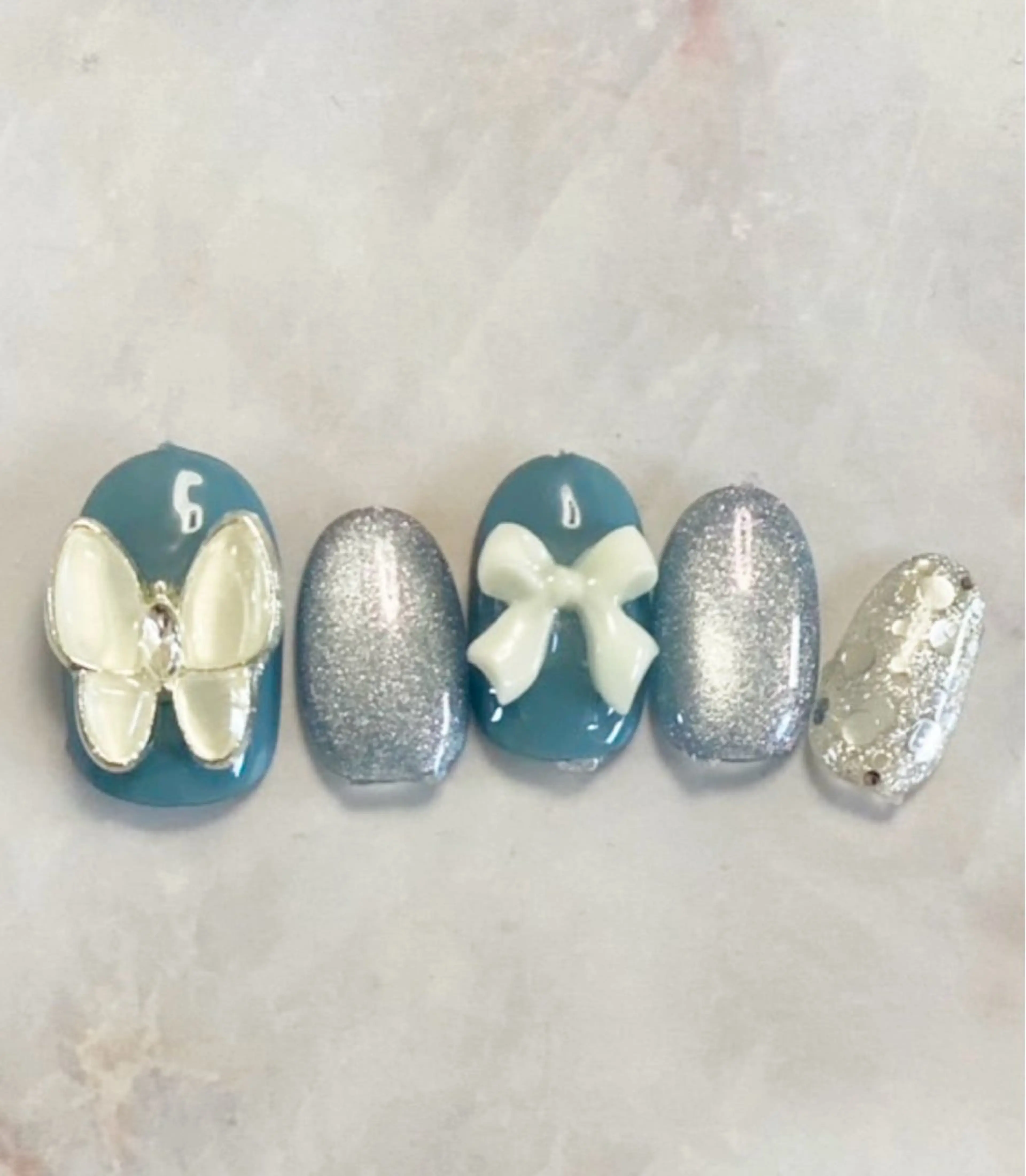 ネイル BSCoffret所属・Takagi tomokoのネイルデザイン