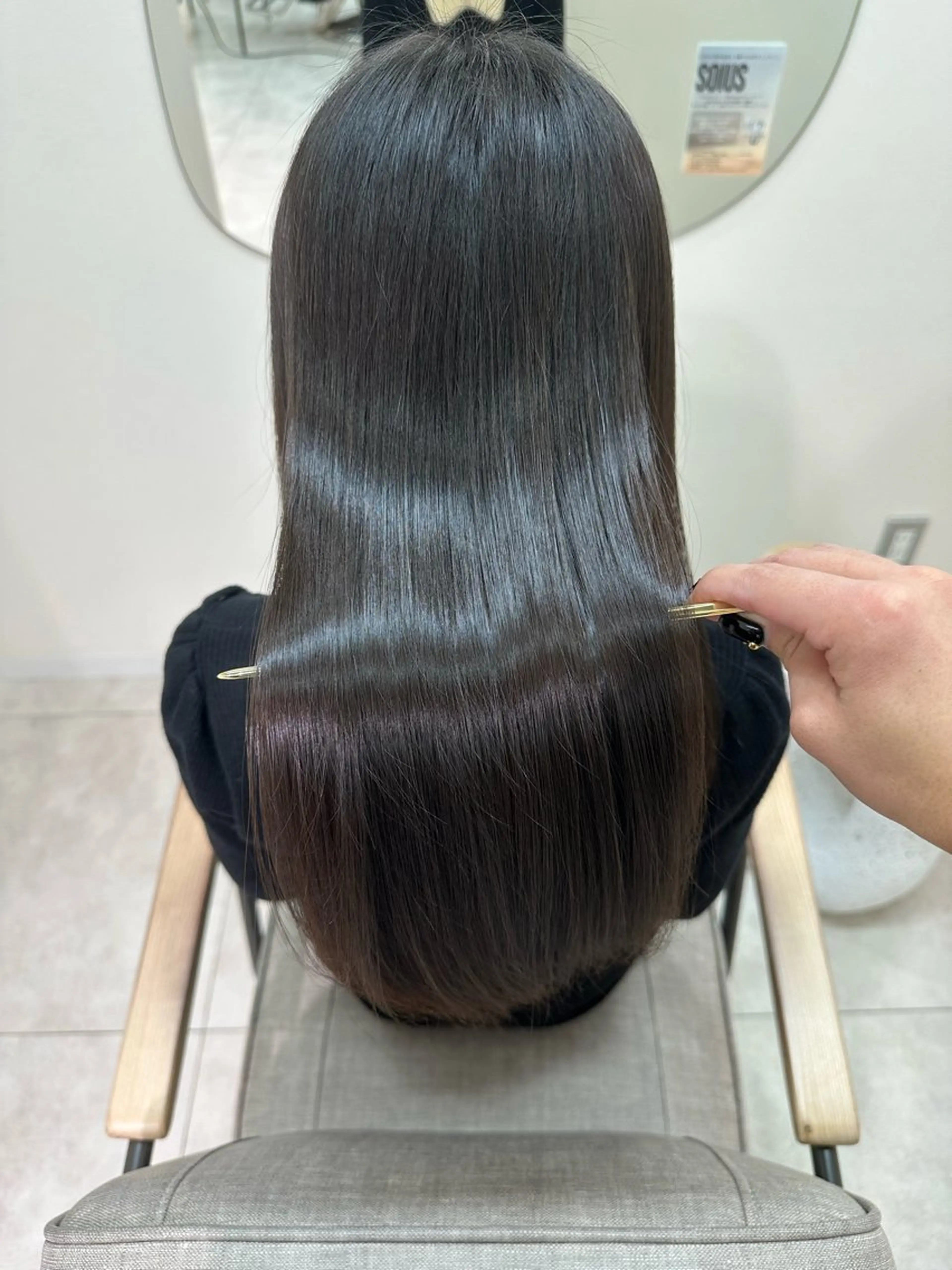 セミロング 髪質改善 newi広島/ 尼子修也のヘアスタイル