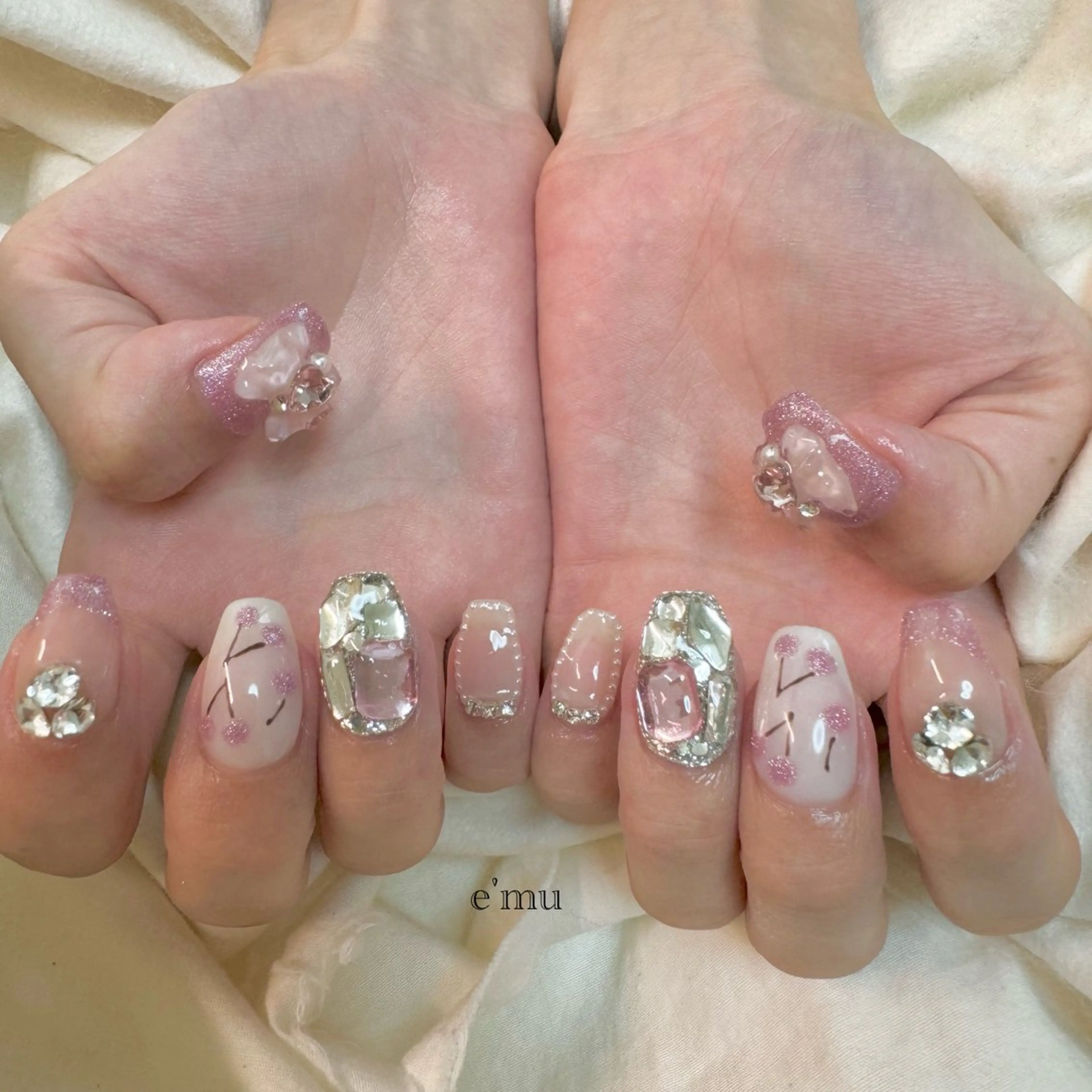 ネイル ハンドネイル nail salon e'mu💐のネイルデザイン