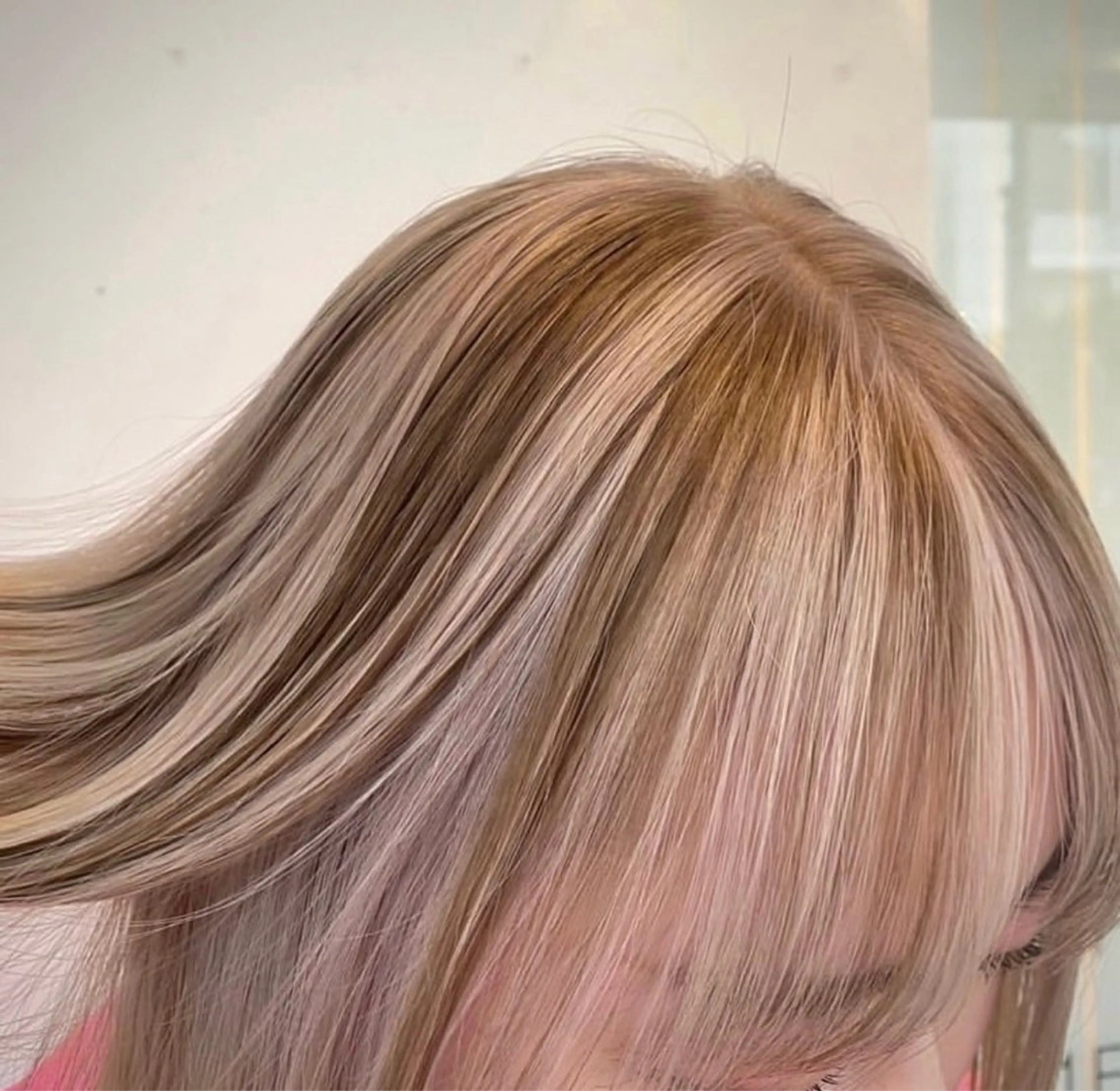 【 人気No3クーポン】ケアブリーチダブルカラー＋トリートメント（1回ブリーチ）の写真