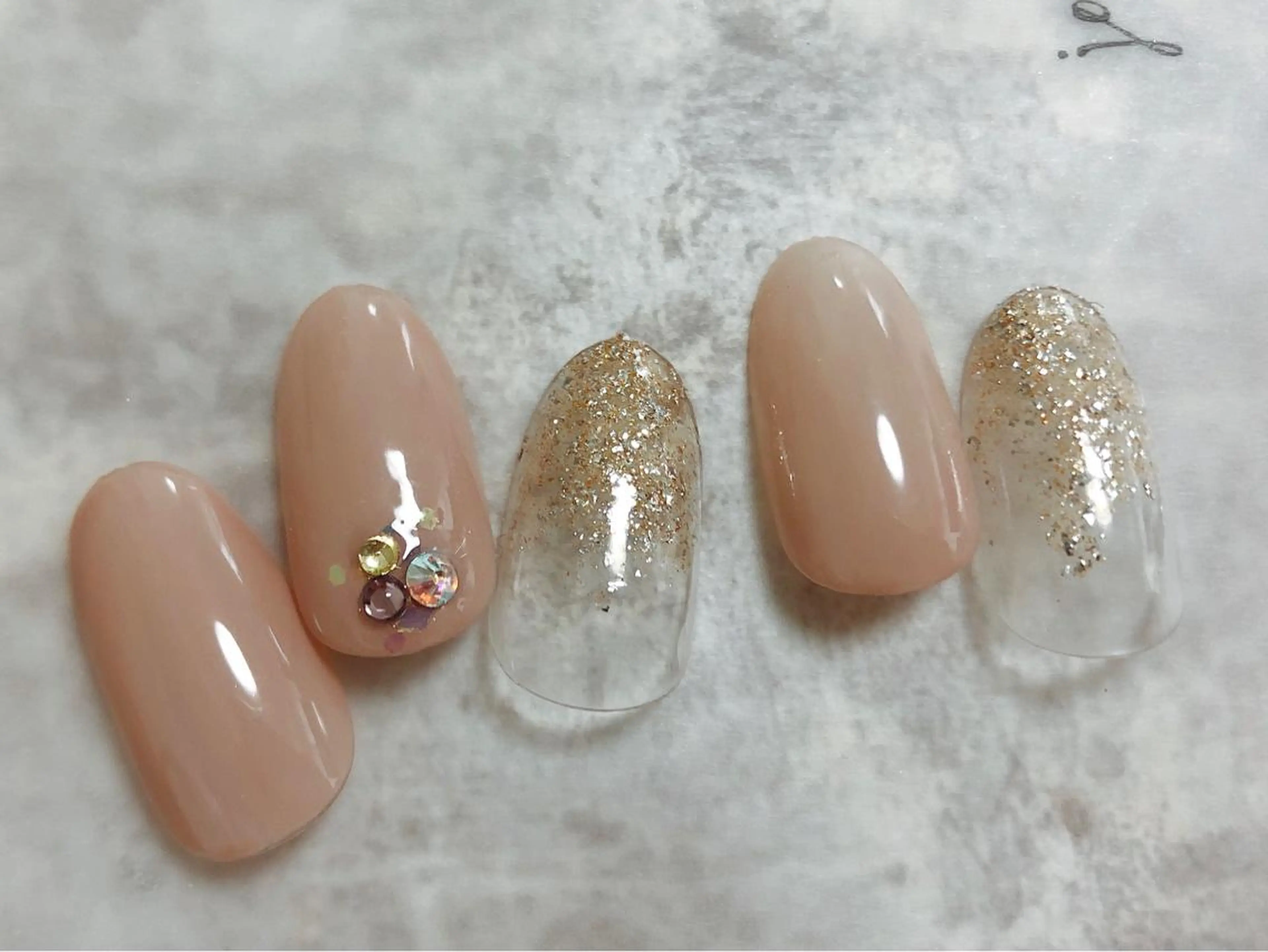 ネイル シンプルネイル 春ネイル kiki nail 二子玉川のネイルデザイン