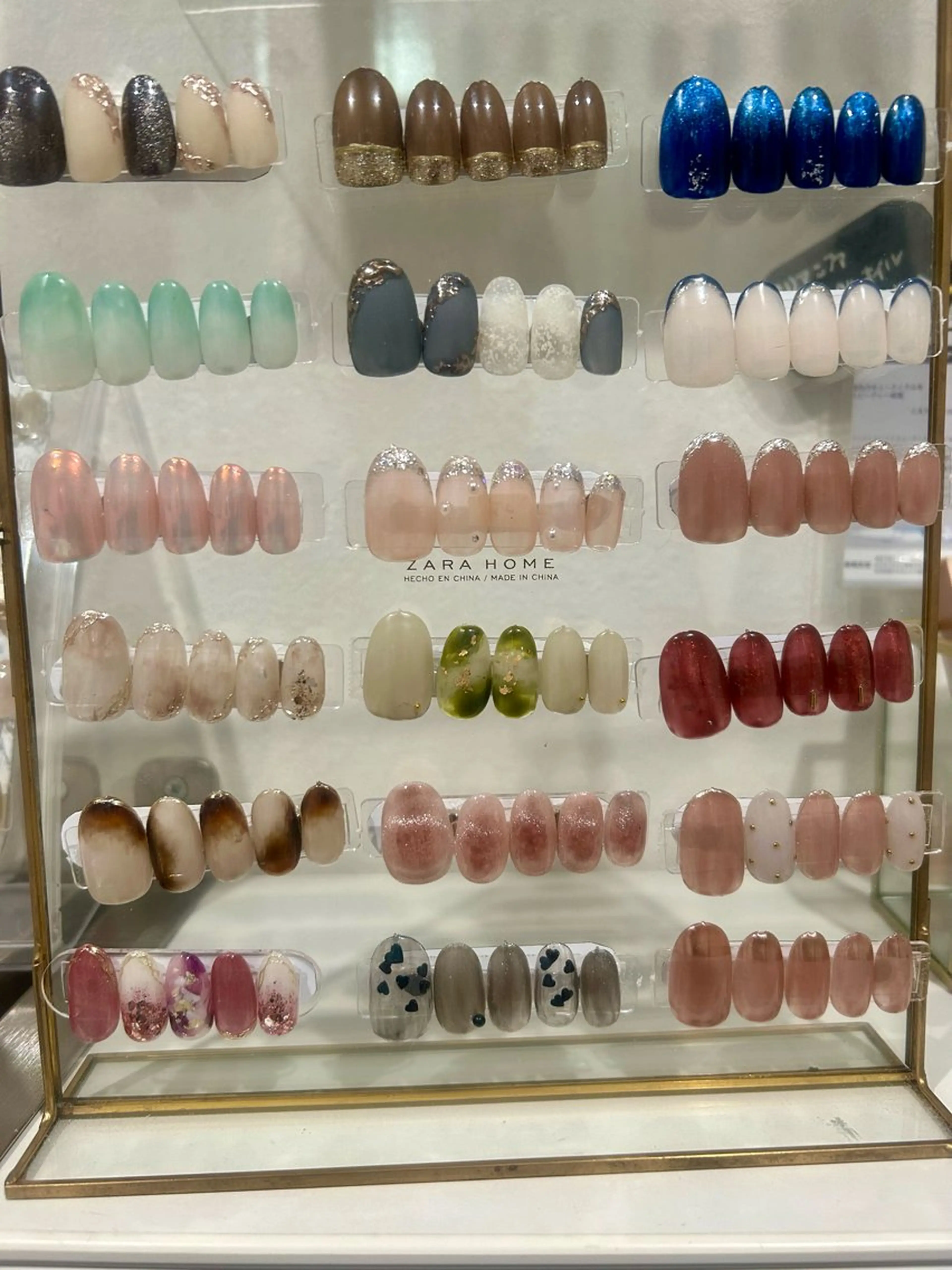 ネイル nailroom HARU.のネイルデザイン