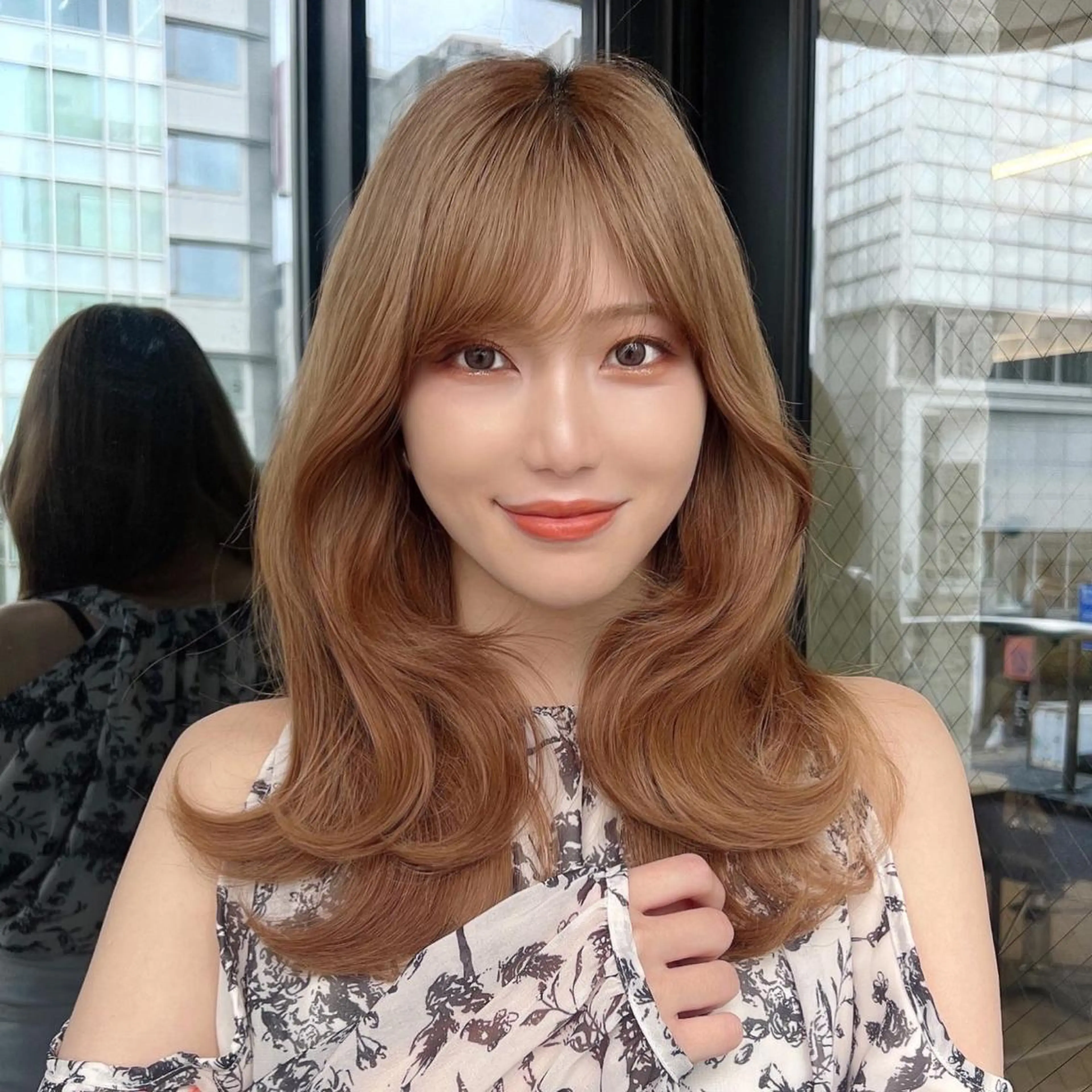 セミロング カラー 韓国ヘア♡ 顔まわりカットayaのヘアスタイル