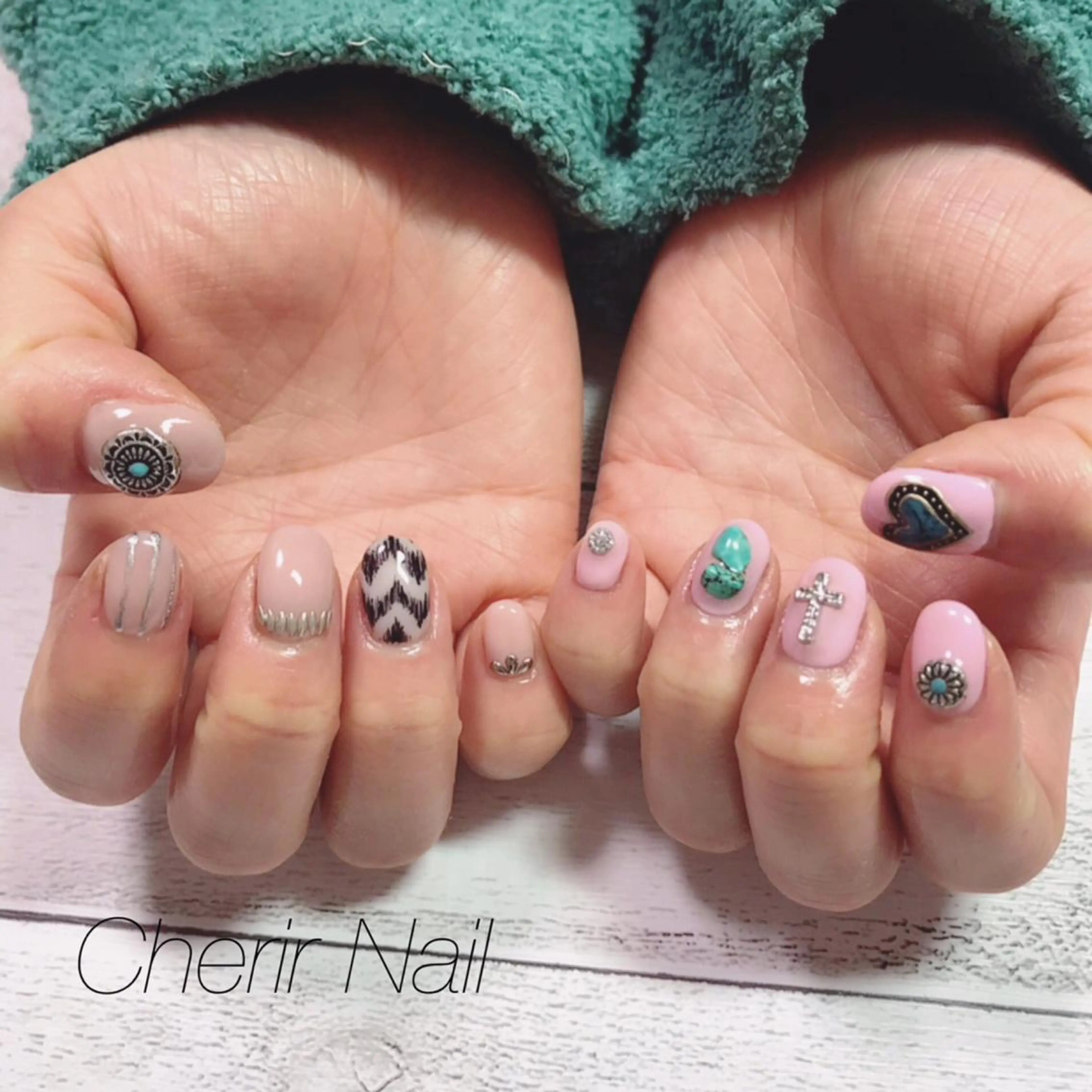 ネイル ワンカラーネイル ピンク ショートネイル ハンドネイル Cherirnail kaoriのネイルデザイン