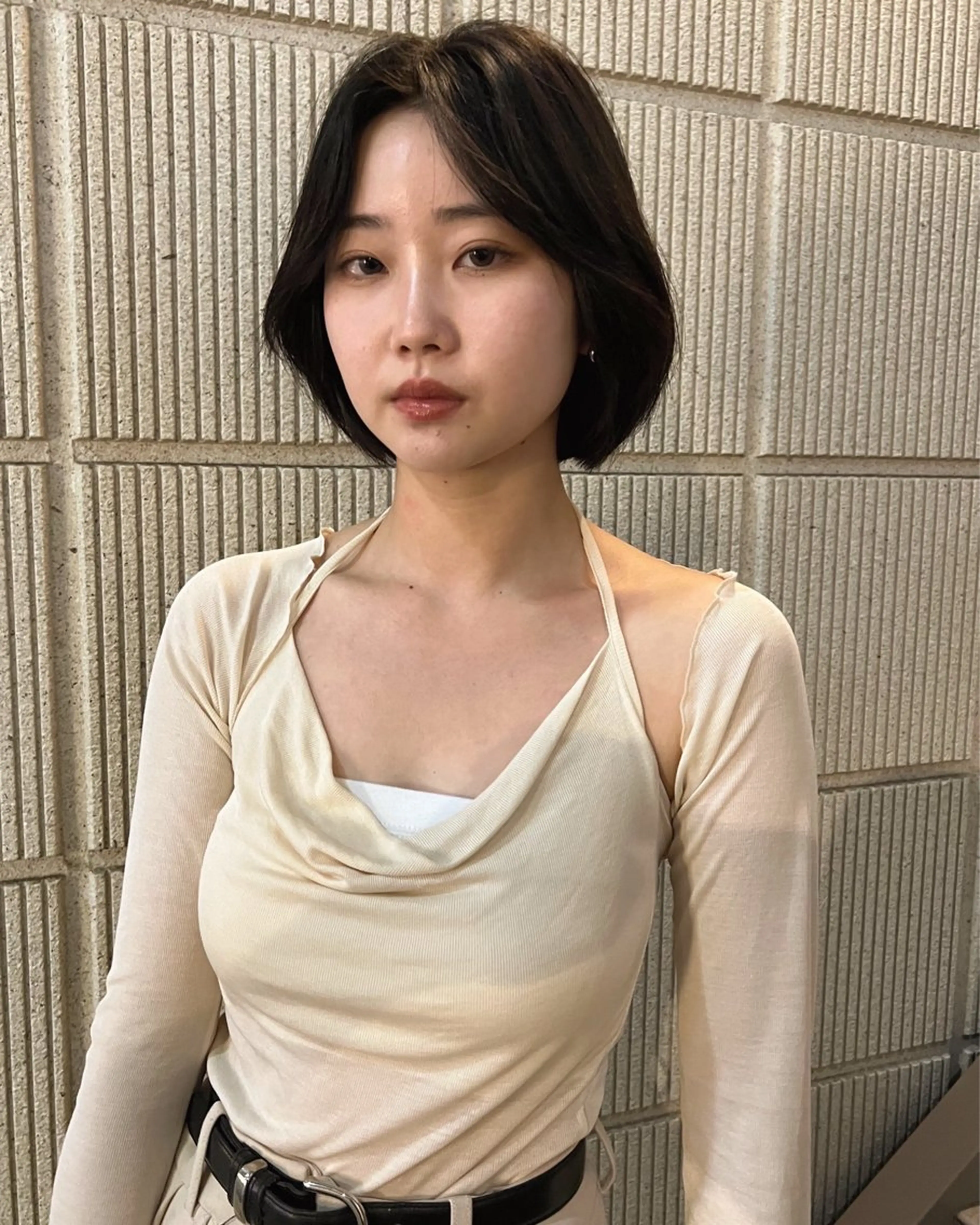 ミディアム レイヤー/ 透明感SHIMAのヘアスタイル