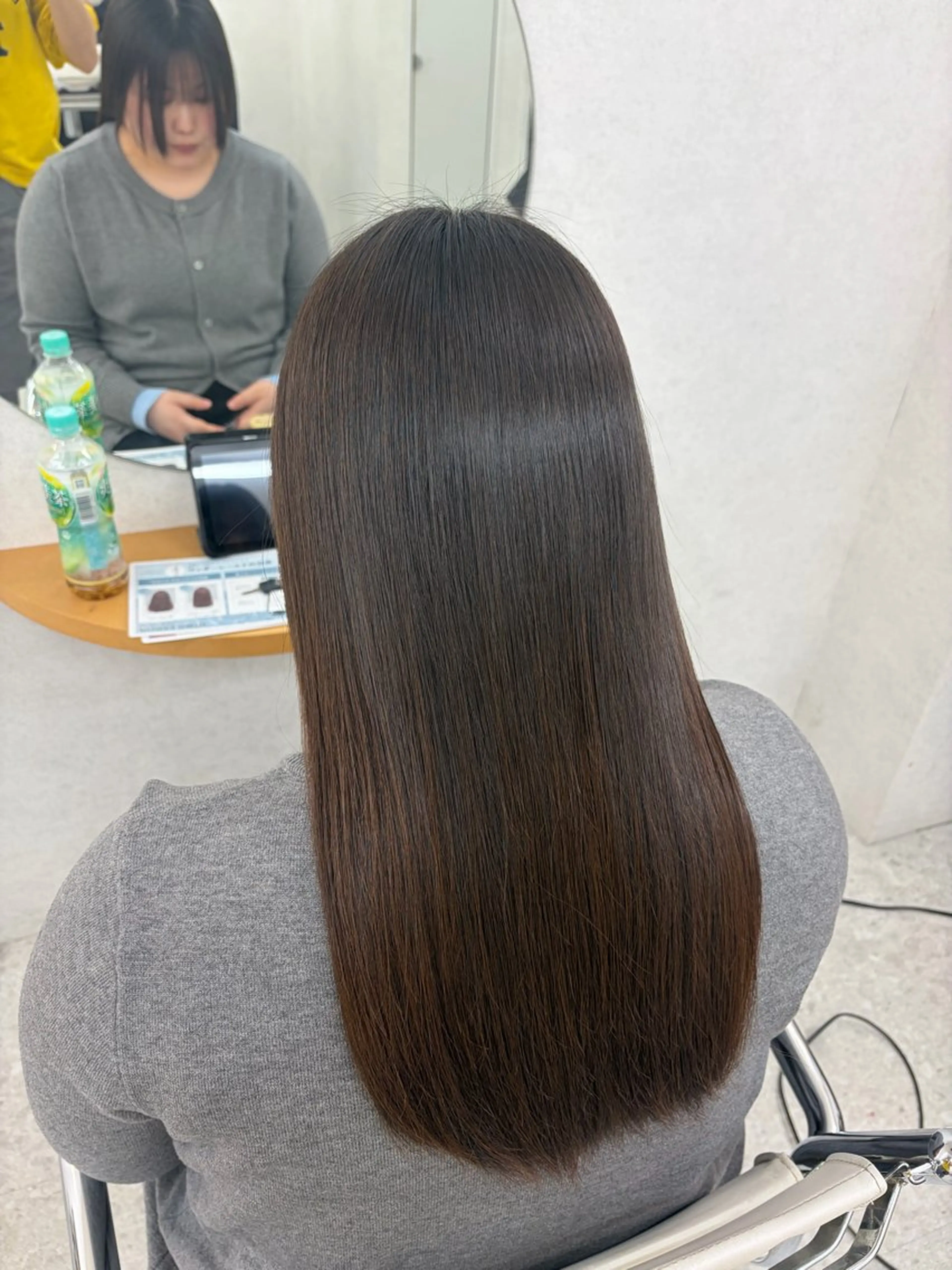 ロング 縮毛矯正 リン🔔ボブ cut ベージュカラー🤎のヘアスタイル