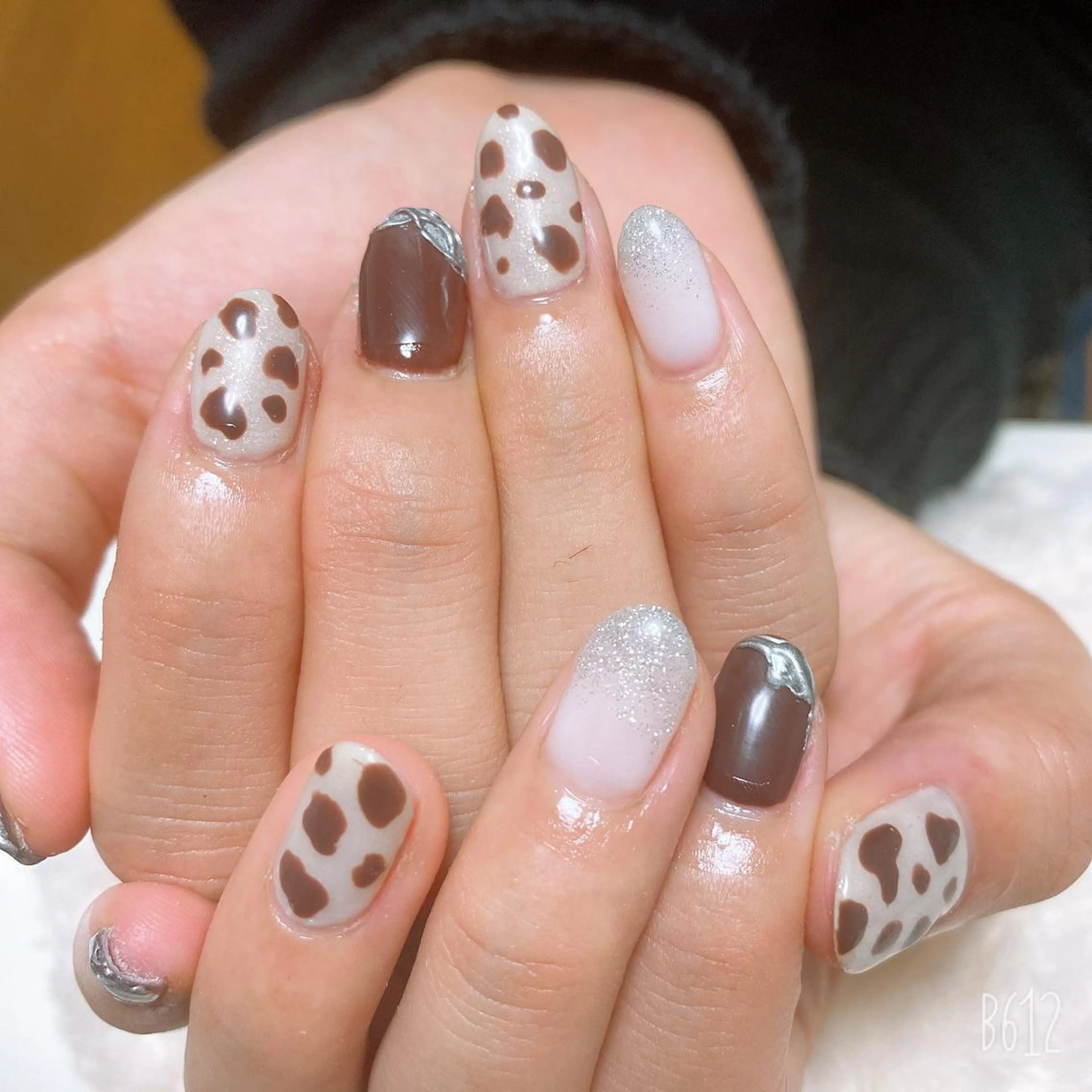 ネイル The Best Beauty受付担当のヘアスタイル