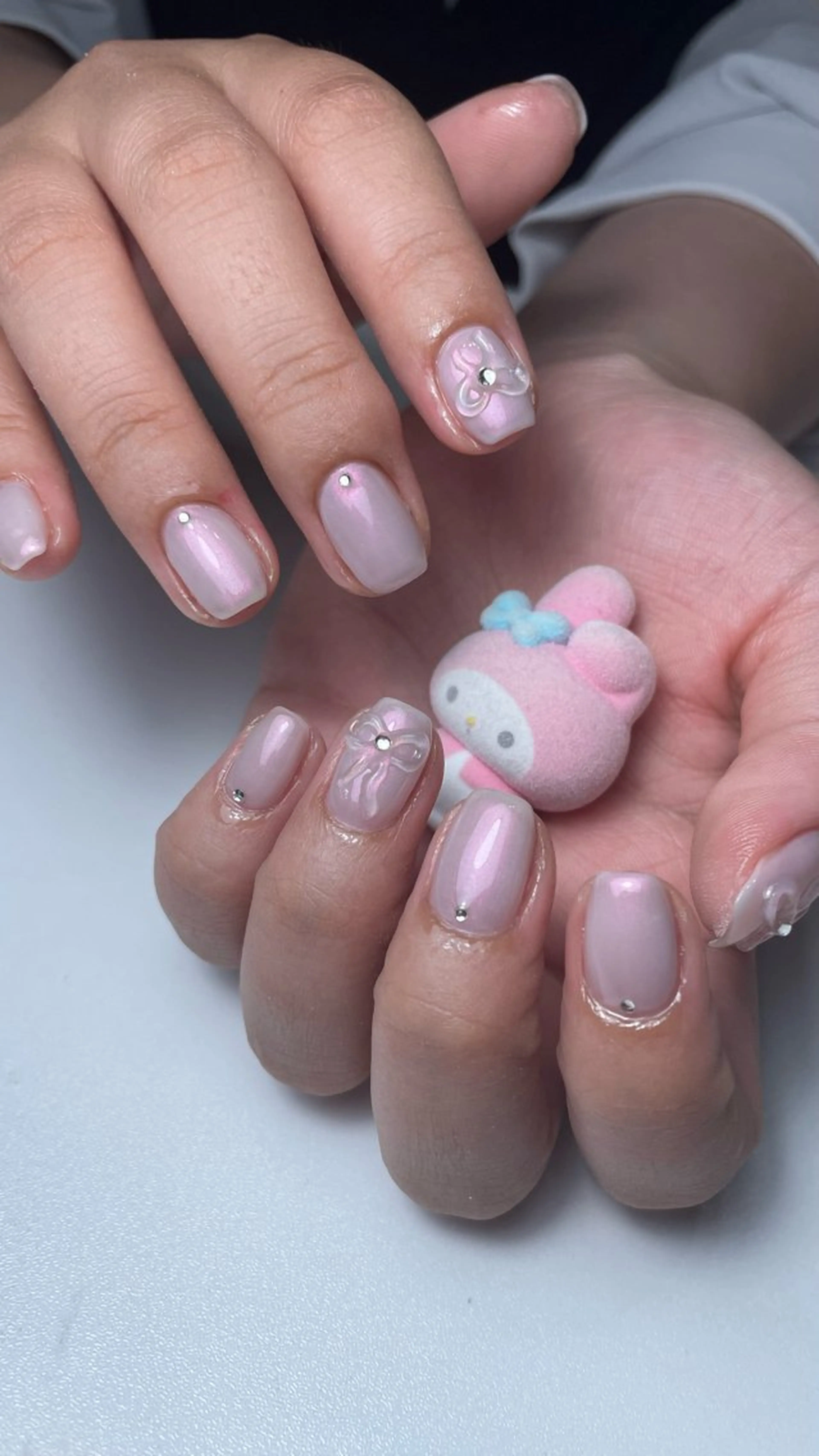 ネイル ブルー チークネイル フラッシュネイル フットネイル ジェルネイル ハンドネイル Sugar. ひかり໒꒱˚.*のネイルデザイン