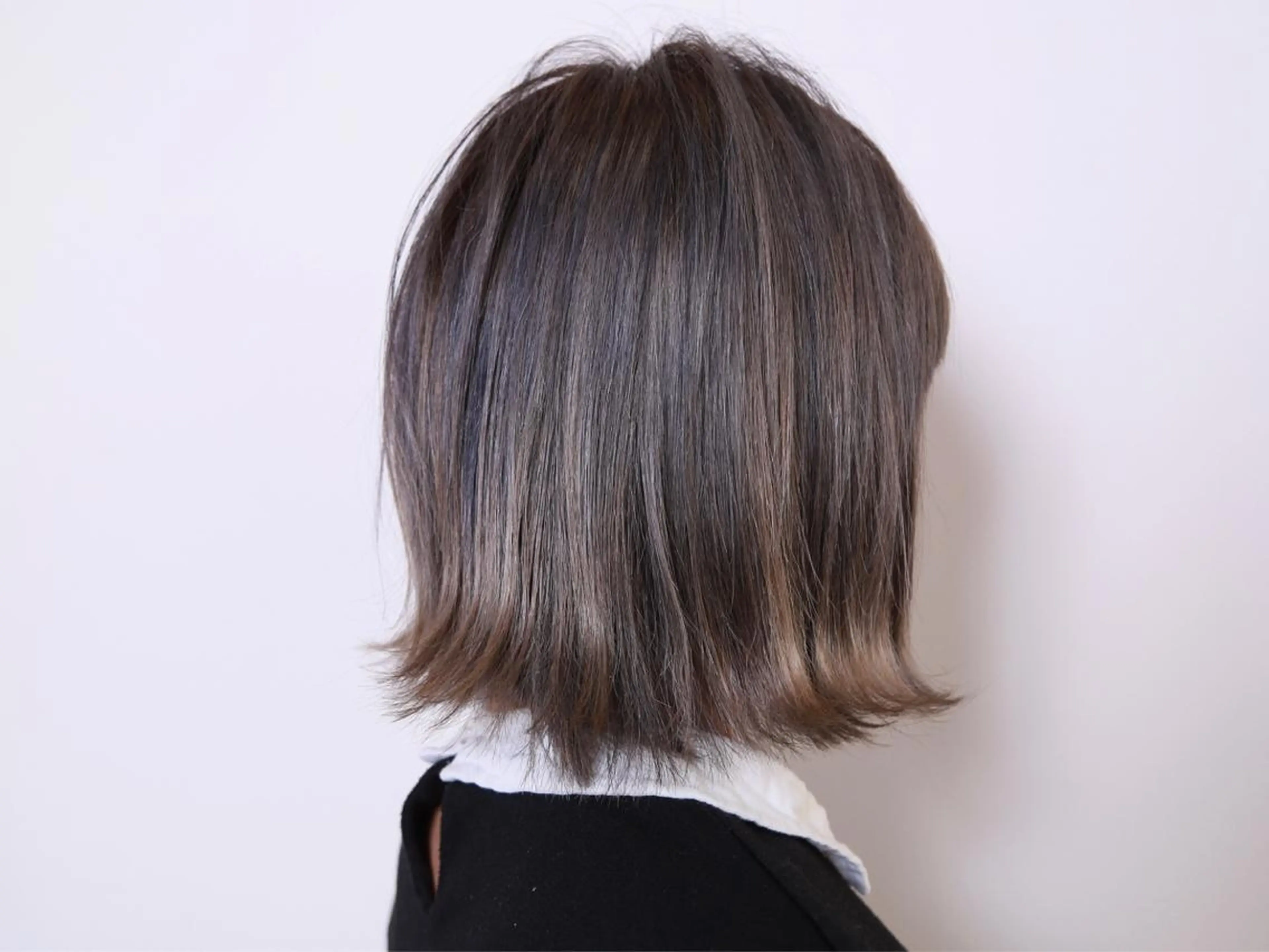 ショート カラー ブルーカラー ブルージュ ダブルカラー 🌕ホンブ ユウイチ【代表】🌕のヘアスタイル