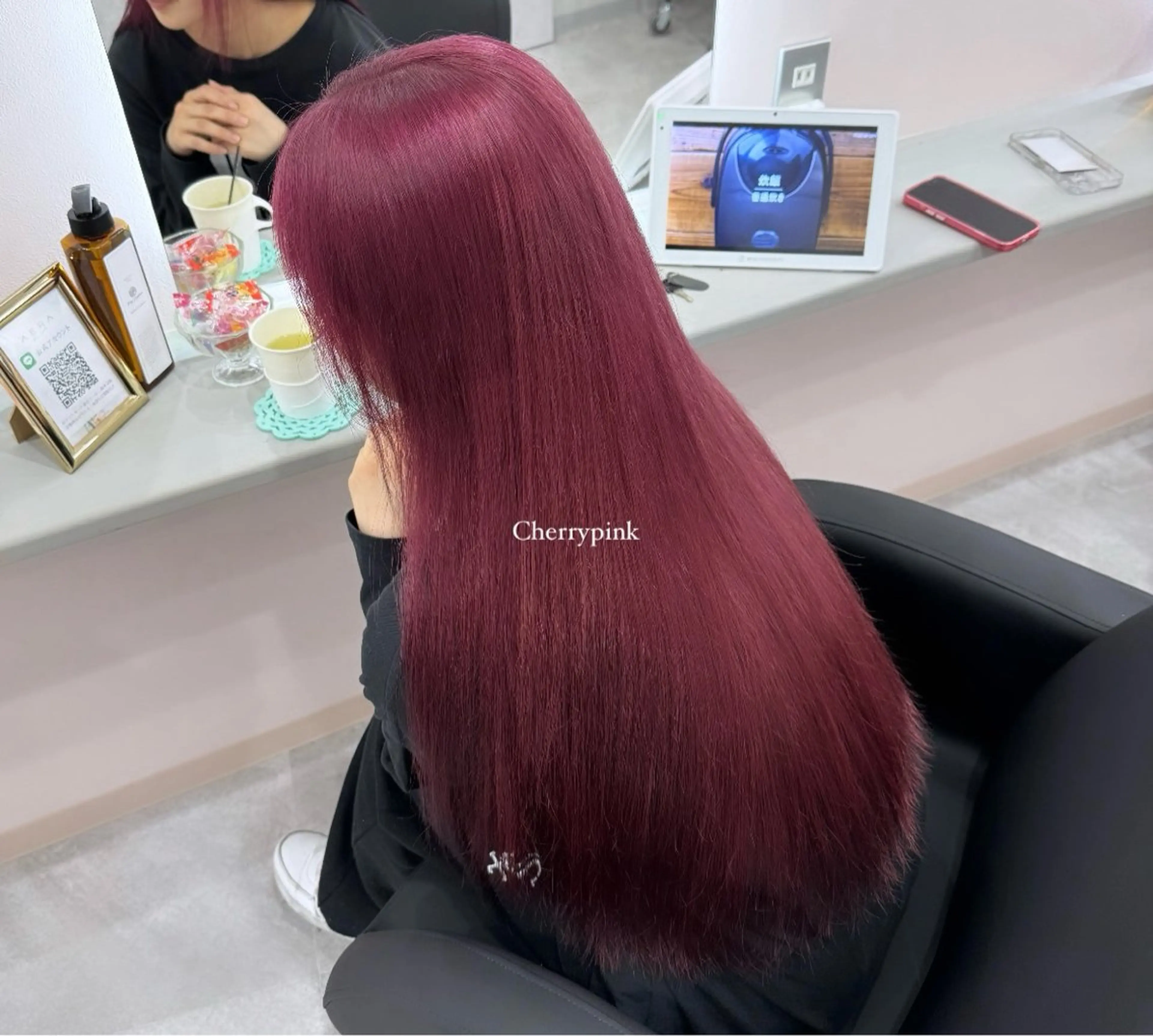 セミロング カラー ヘアアレンジ ブリーチ ヘアカラー 最新艶髪トレンド￤ ヘア￤miyu🐒♡のヘアスタイル