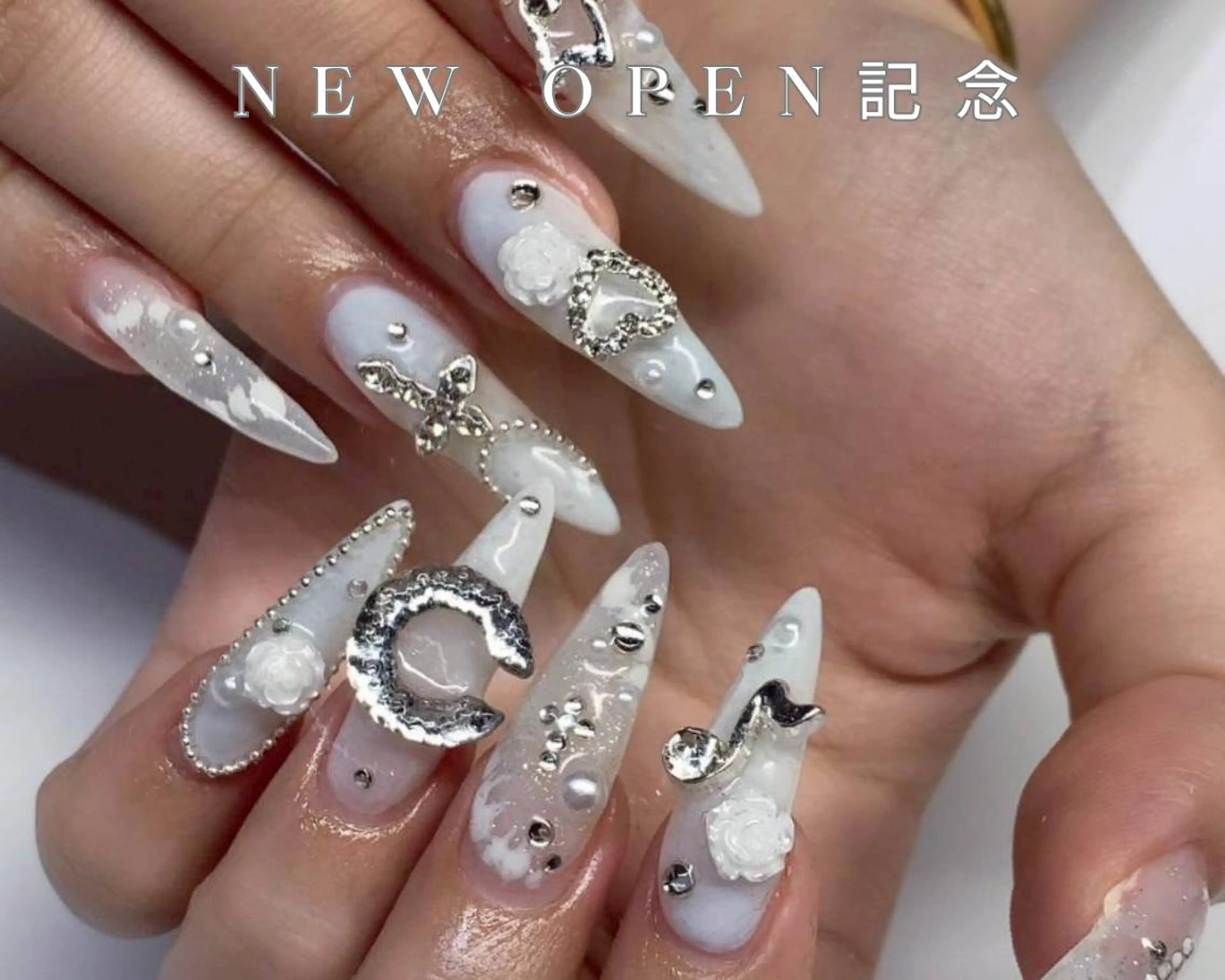 ⭐ゲリラ半額価格◎限定2名⭐特別価格♪オフ無料☆ワンカラー+長さだし10本+パーツ乗せ放題の写真