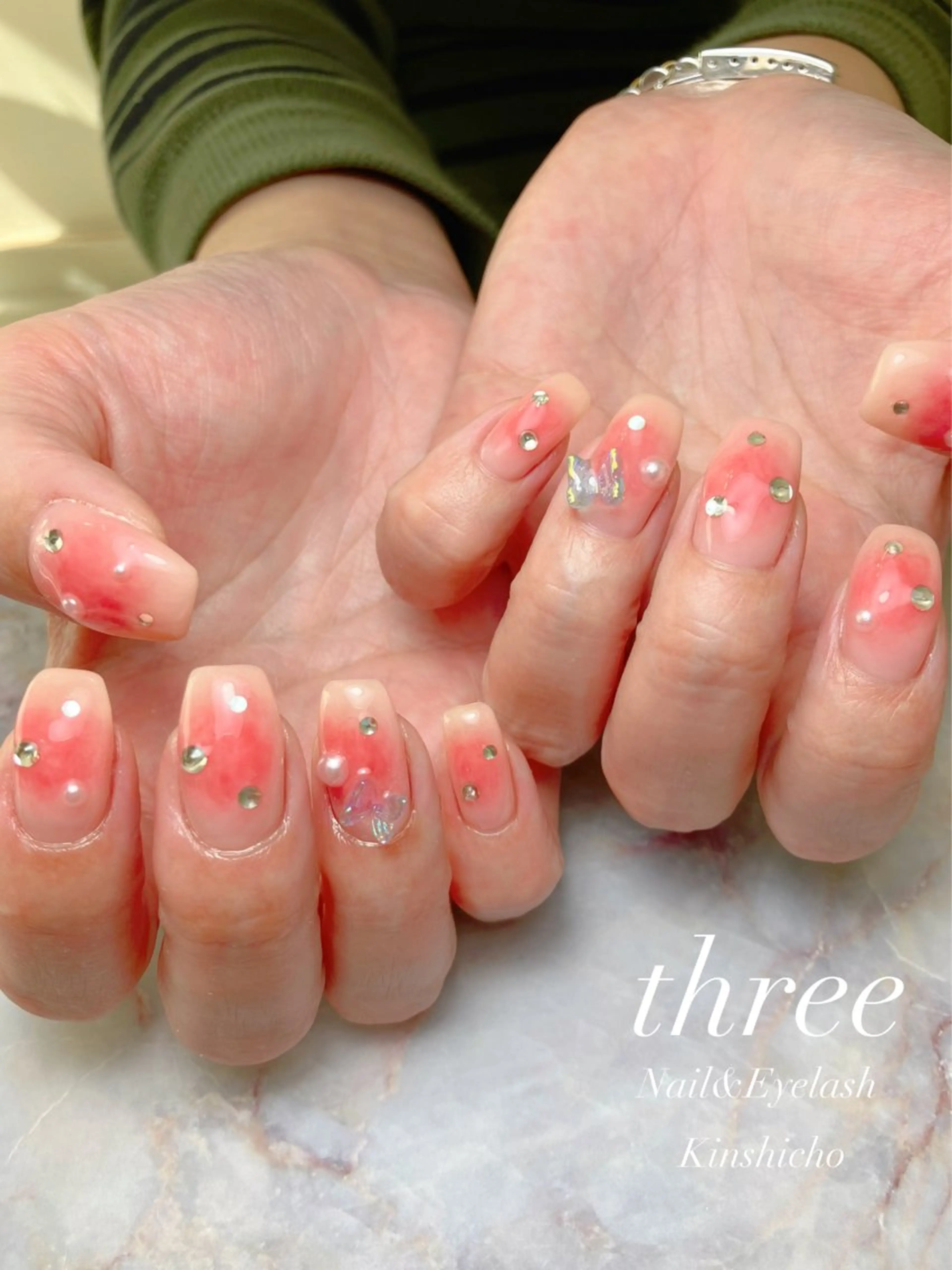 ネイル チークネイル 韓国ネイル ハンドネイル three Nail&Eyeのネイルデザイン