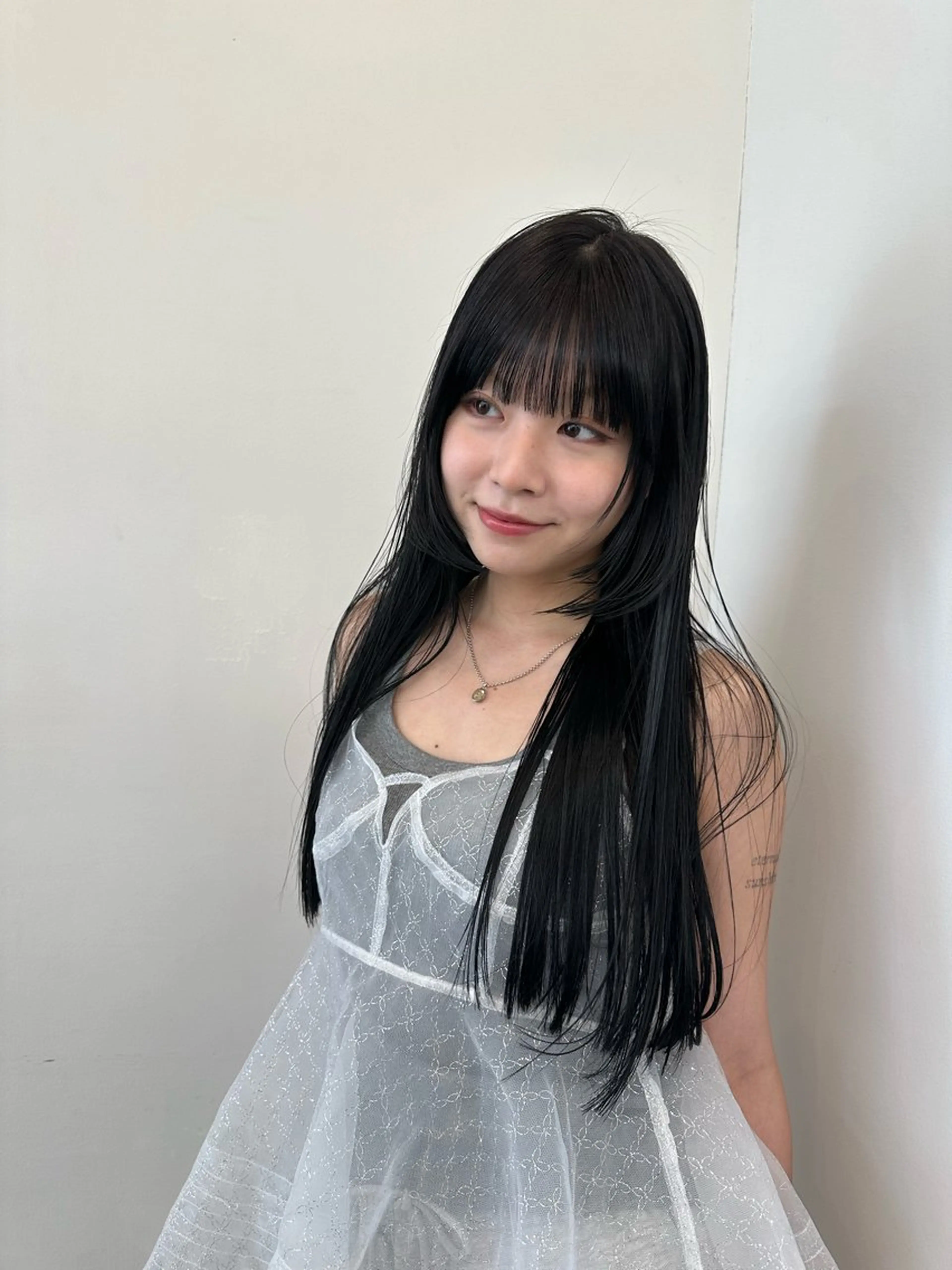 ロング ロング OLSEN D.B.A BALLOON HAIR所属・さとう あやかのヘアスタイル