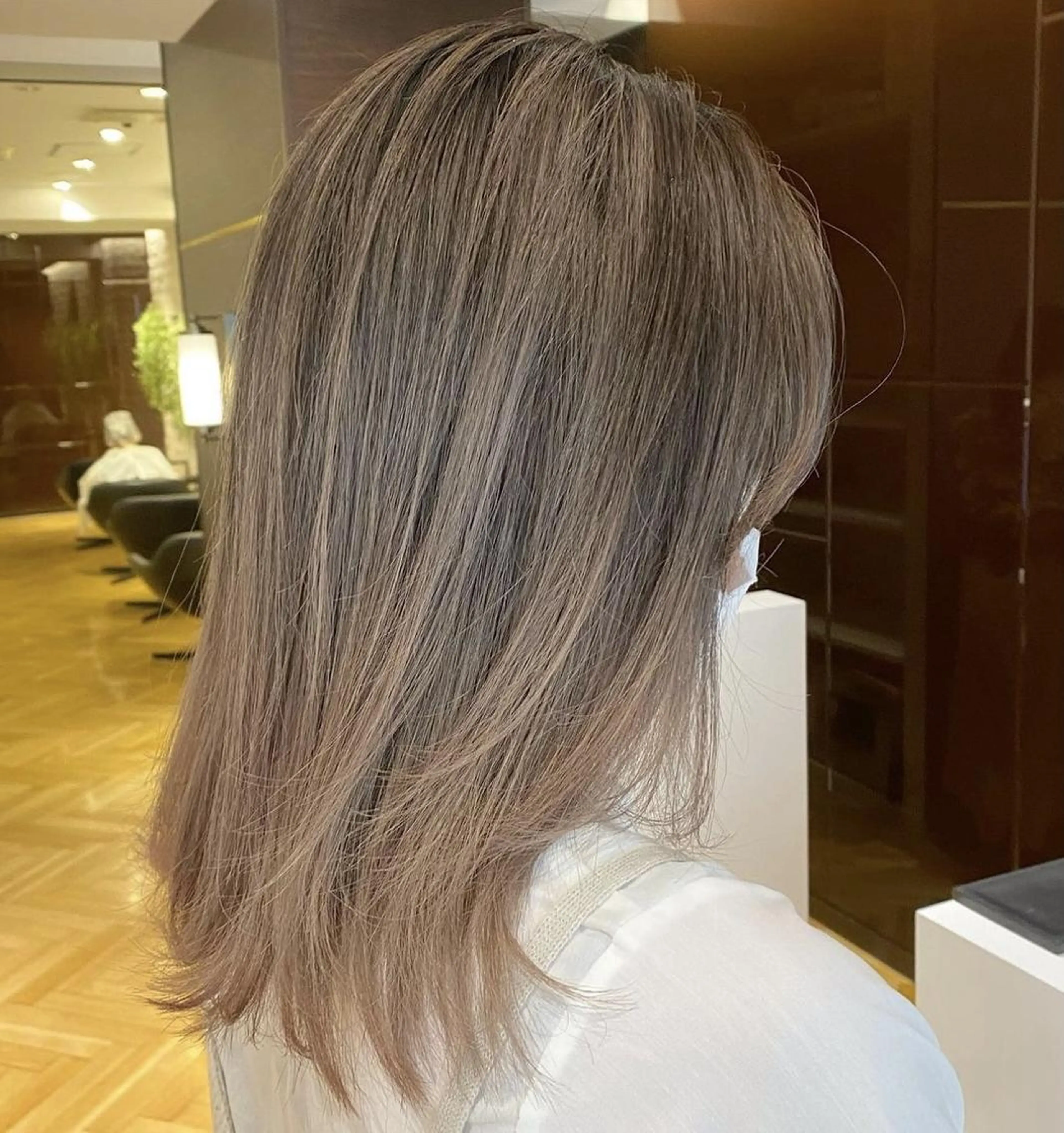 ミディアム カラー バレイヤージュ ベージュカラー レイヤーカット 銀座店長🌟 片山雄太のヘアスタイル