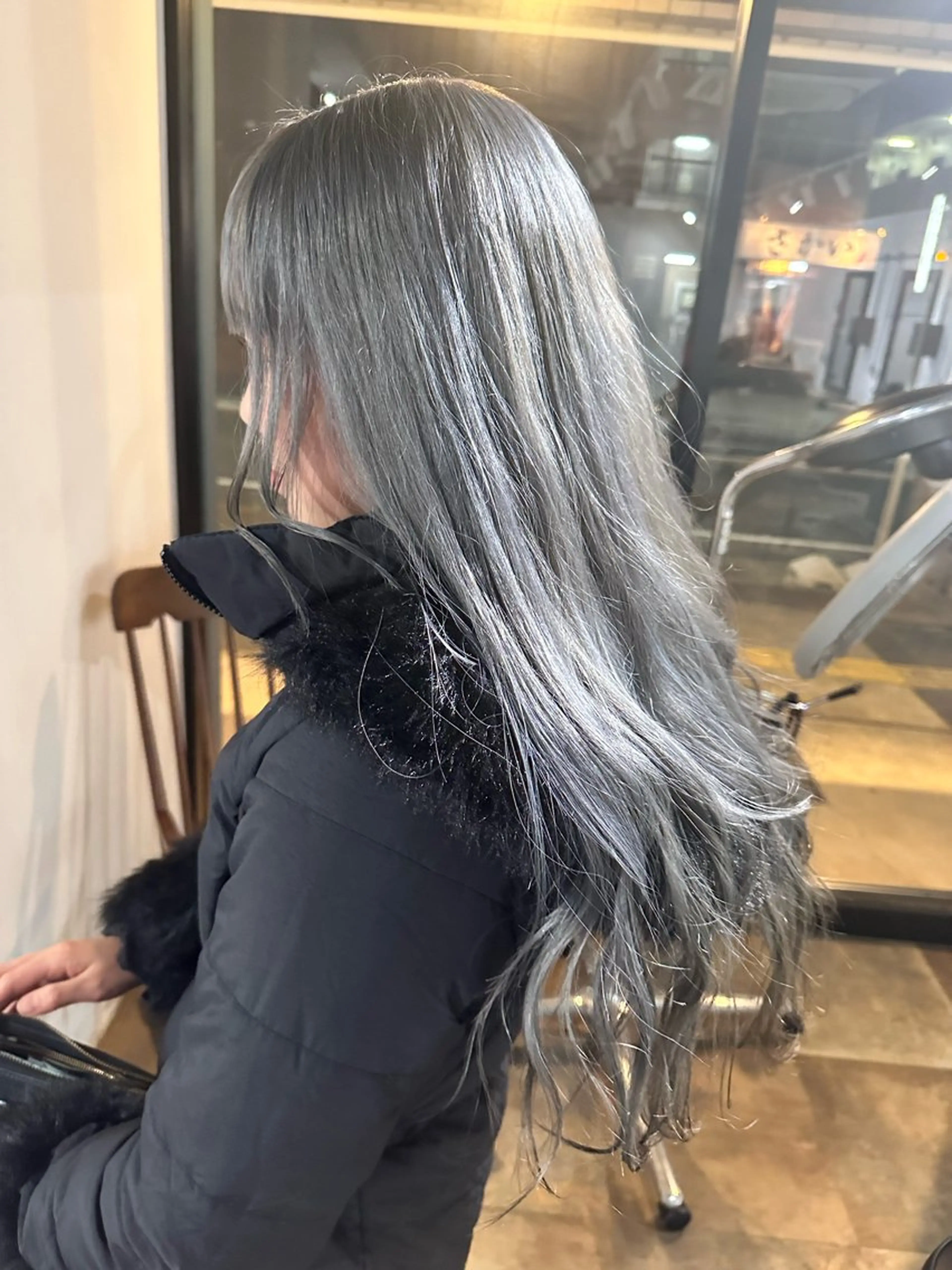 ロング カラー コテ巻き風パーマ レイヤーカット ぱるのヘアスタイル