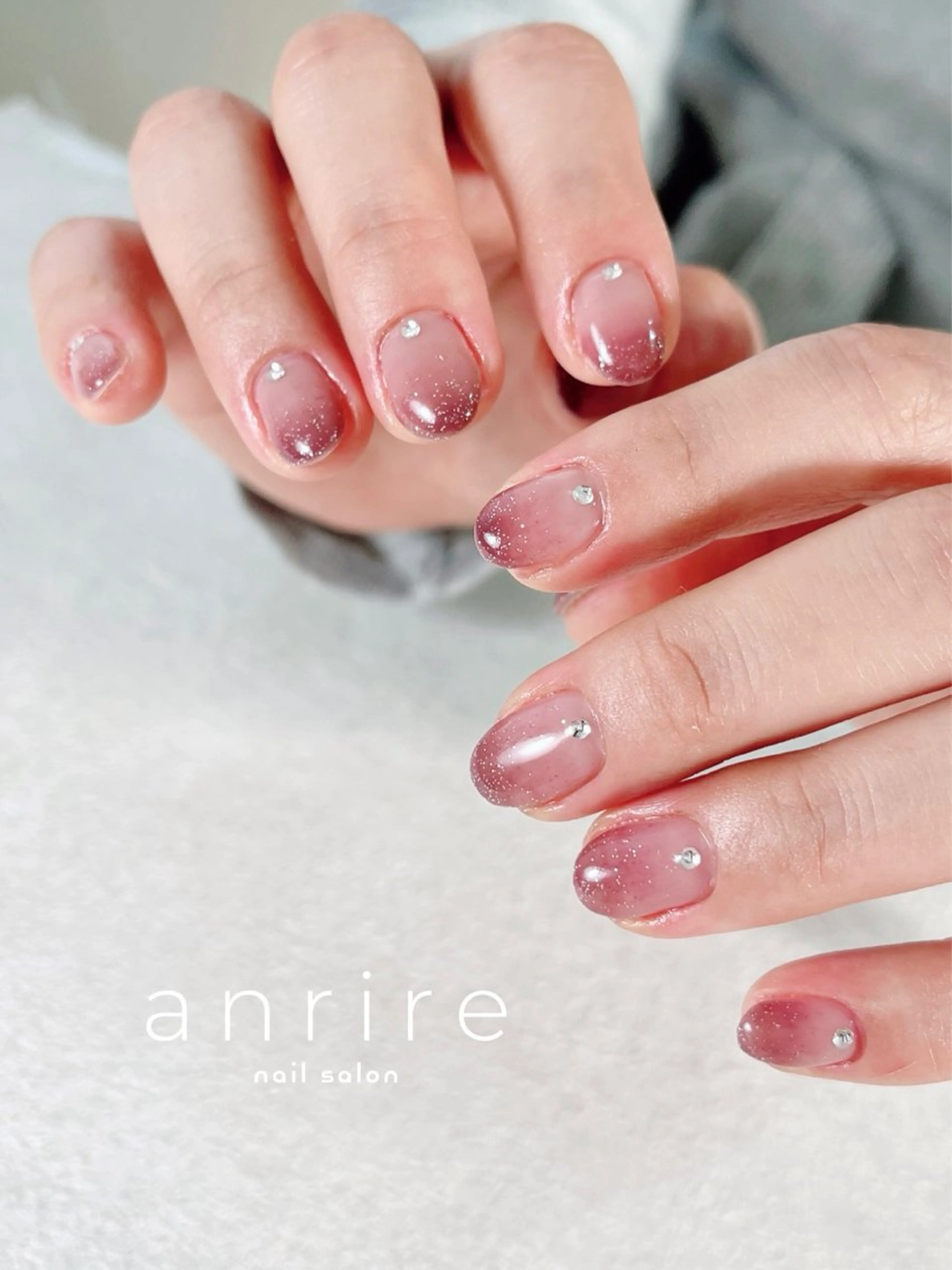 ネイル ボルドー フラッシュネイル ジェルネイル グラデーション キラキラネイル ハンドネイル nail salon anrire〜アンリール〜所属・nailsalon anrireのネイルデザイン