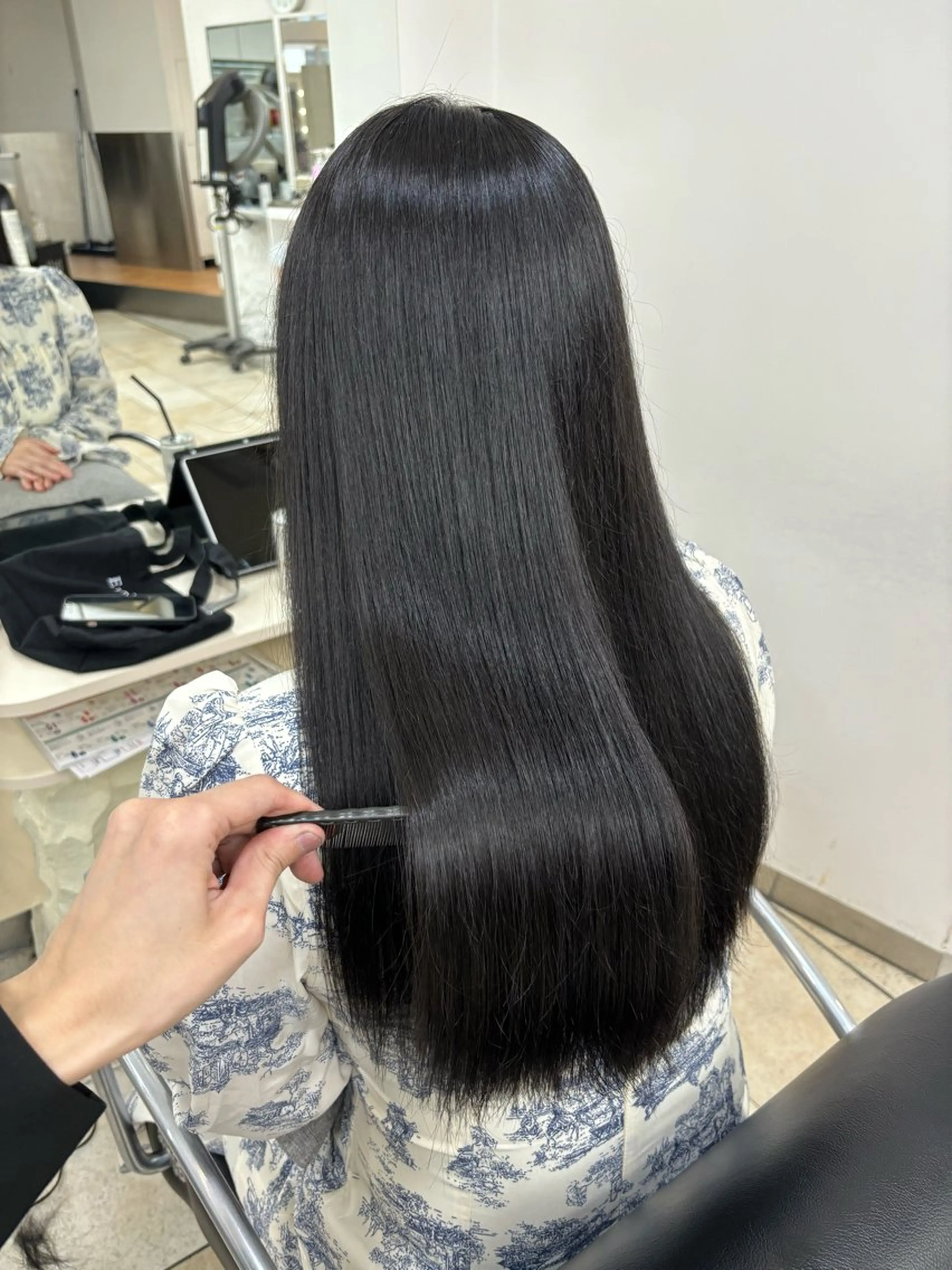 セミロング カラー ダークグレー ダークグレージュ グレージュ レイヤー/髪質改善 🩶KAITOのヘアスタイル