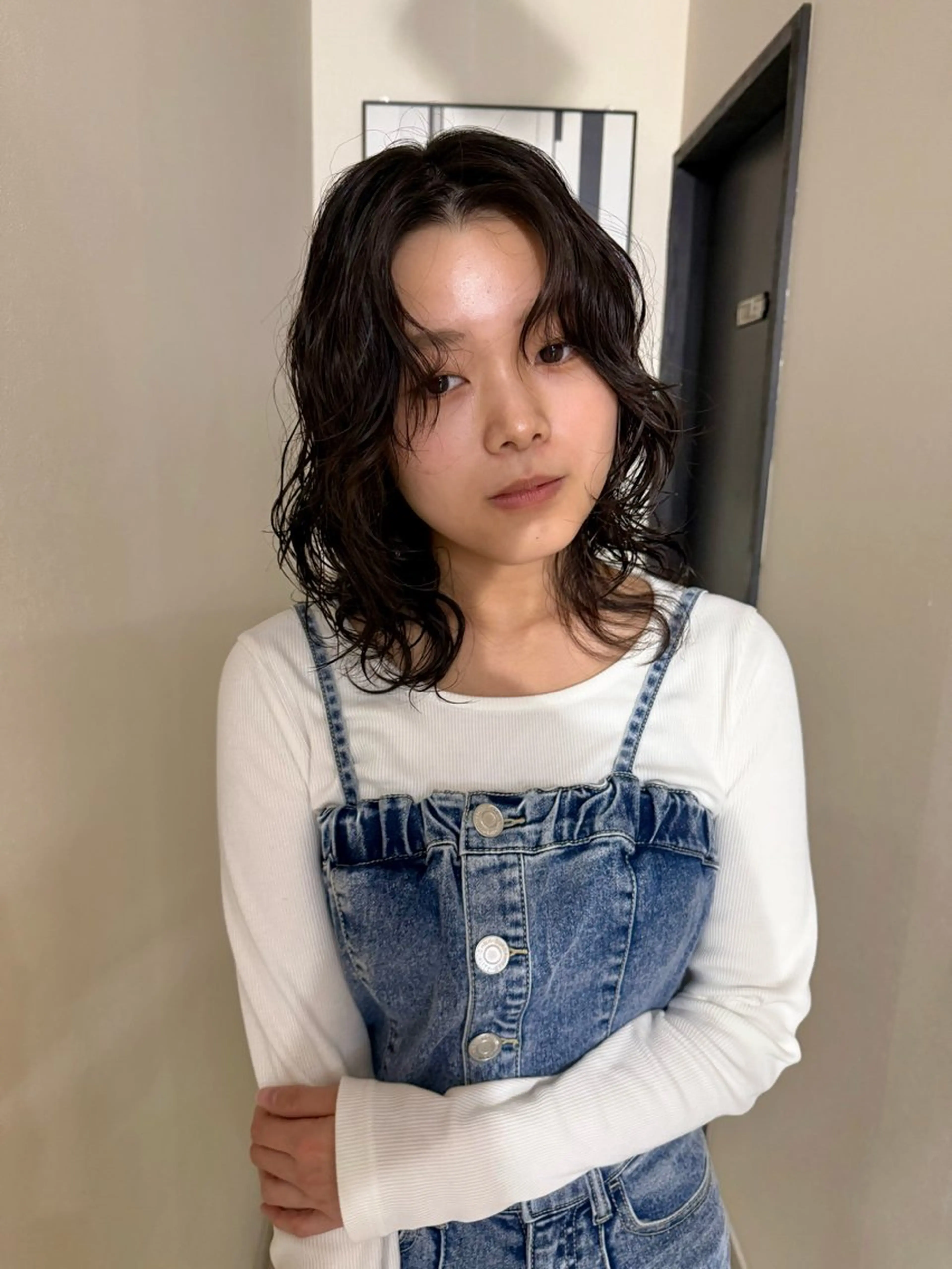 ミディアム パーマ パーマスタイル NARVIS井上柊生のヘアスタイル