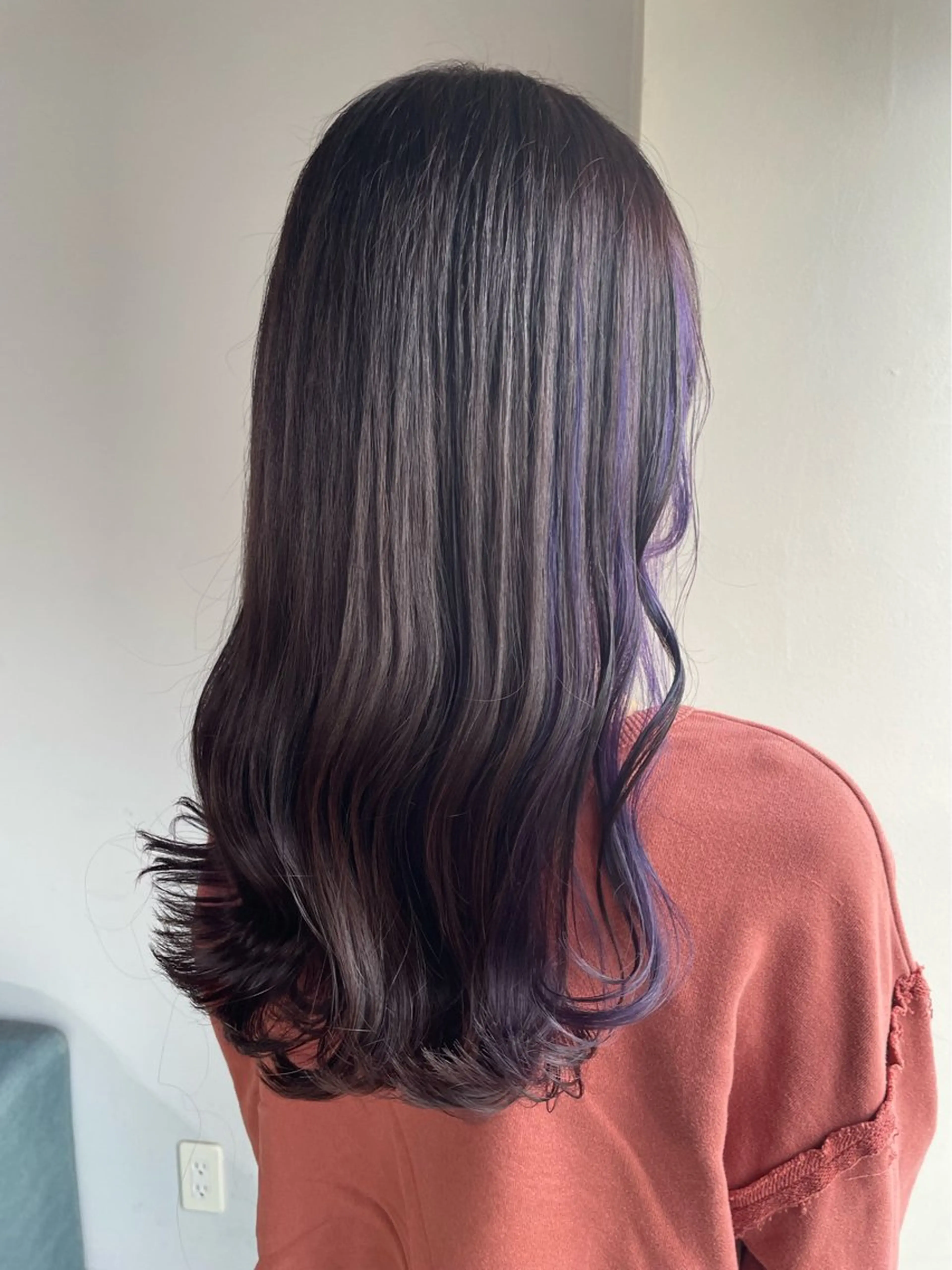 ロング カット ヘアカラー トリートメント 最新ケアカラー 髪質改善YUTOのヘアスタイル