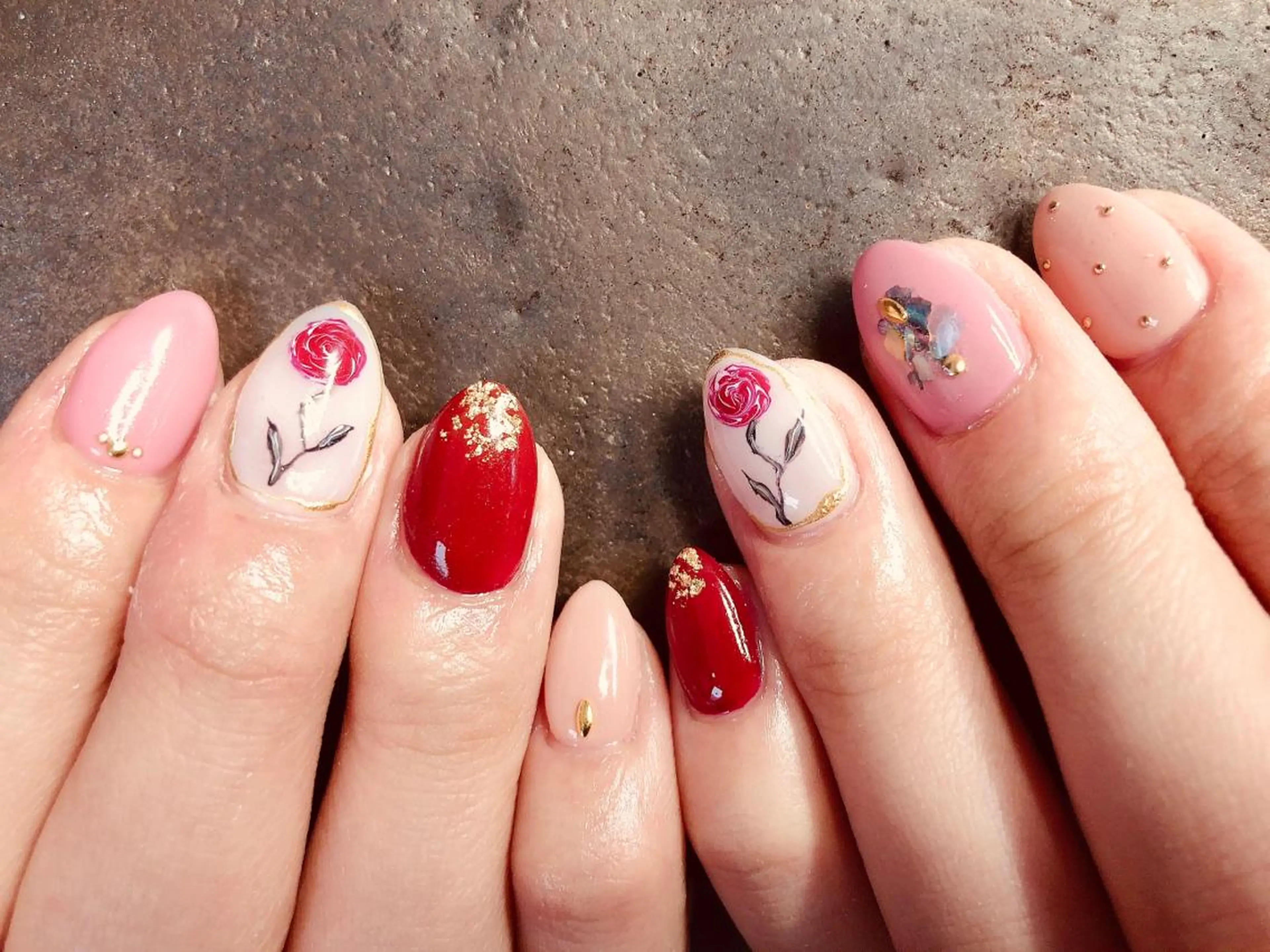 ネイル 札幌ネイルgorella所属・gorella Ａのネイルデザイン