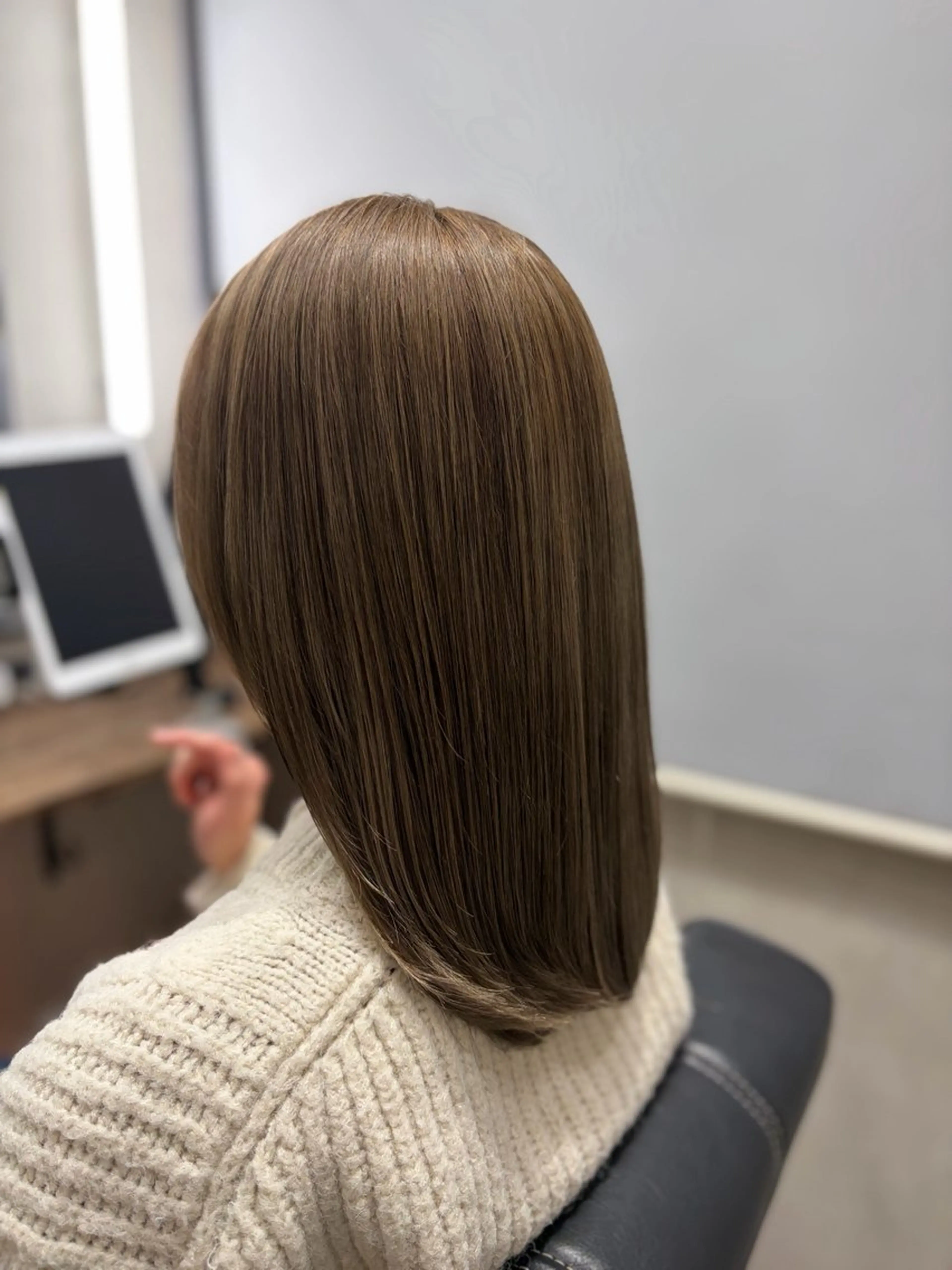 ミディアム カラー ベージュカラー ダブルカラー 松木 護裕のヘアスタイル