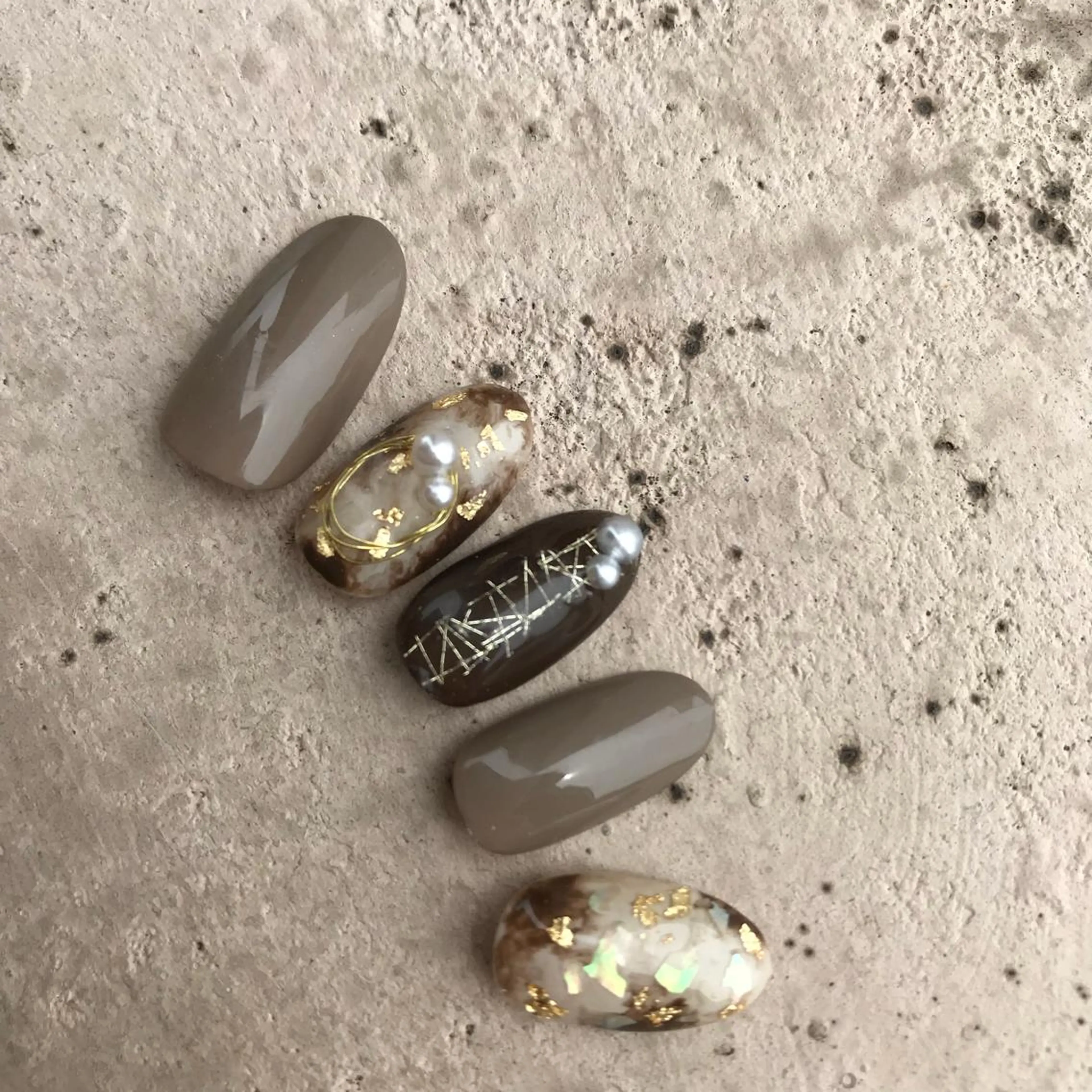 ネイル MIORA︎ マツエク×ネイルのマツエク・マツパデザイン