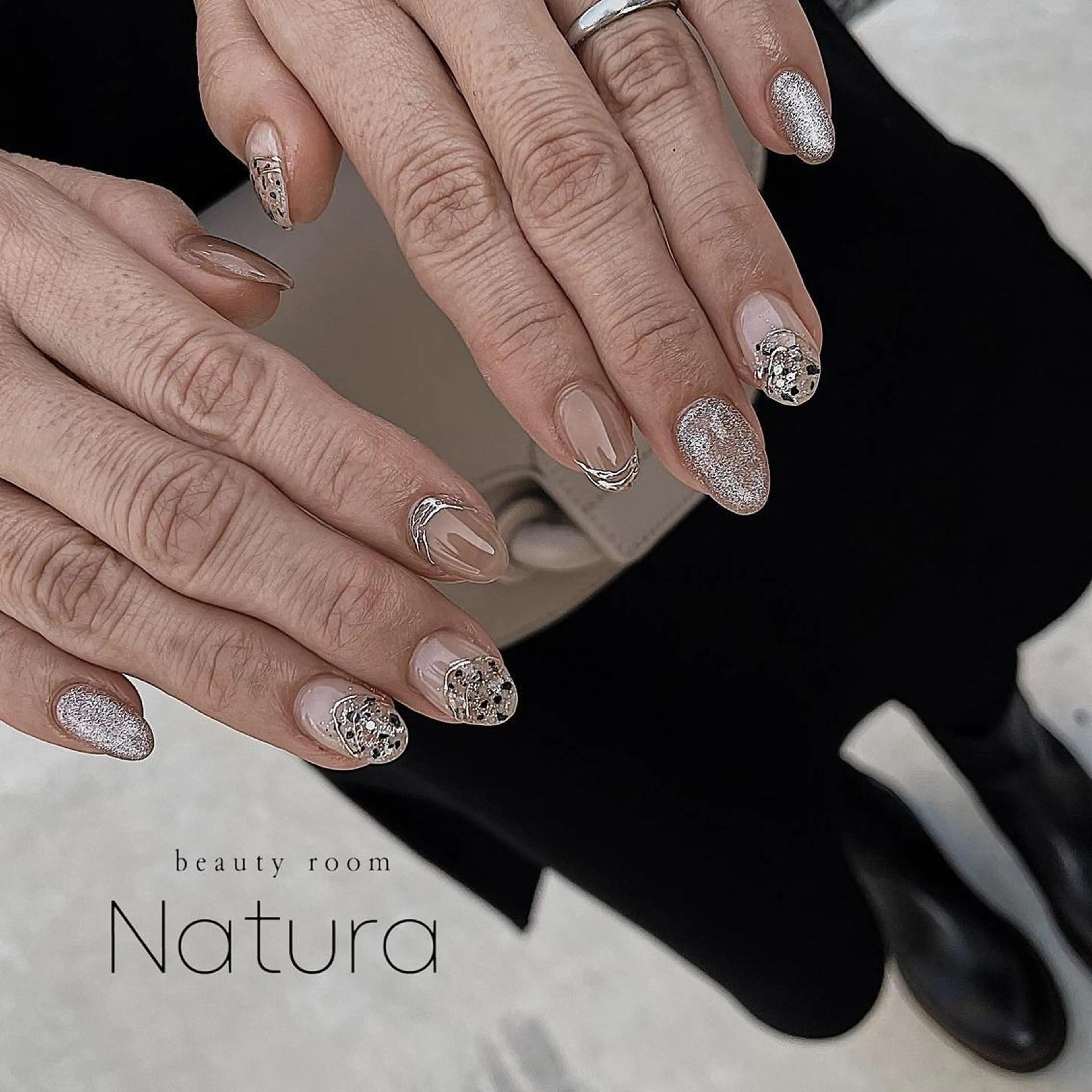 ネイル マツエク・マツパ アイブロウ ハンドネイル beautyroom Naturaのネイルデザイン