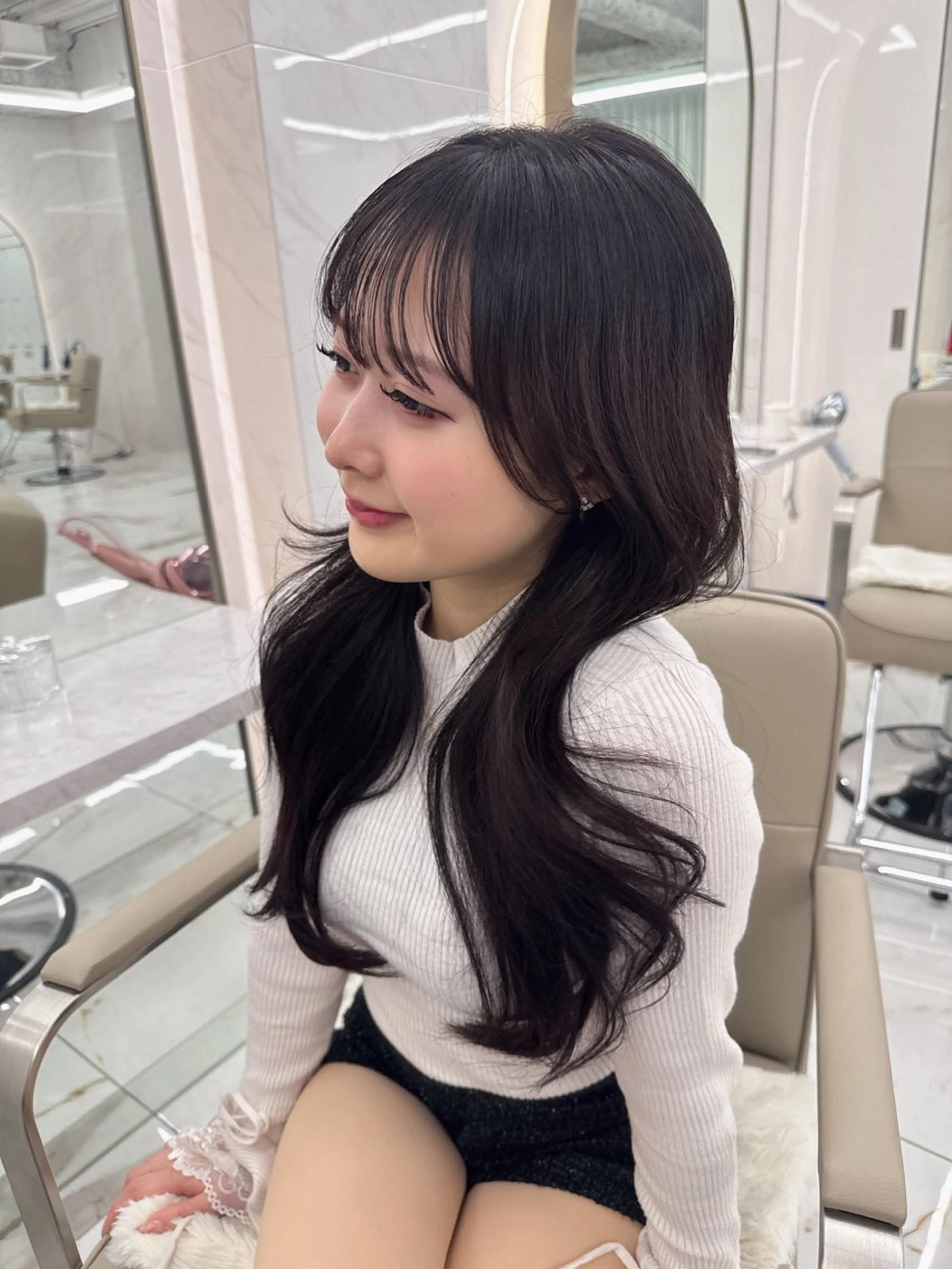 ロング kiti SAKAE所属・福間克徳/顔まわり /レイヤーカットのヘアスタイル