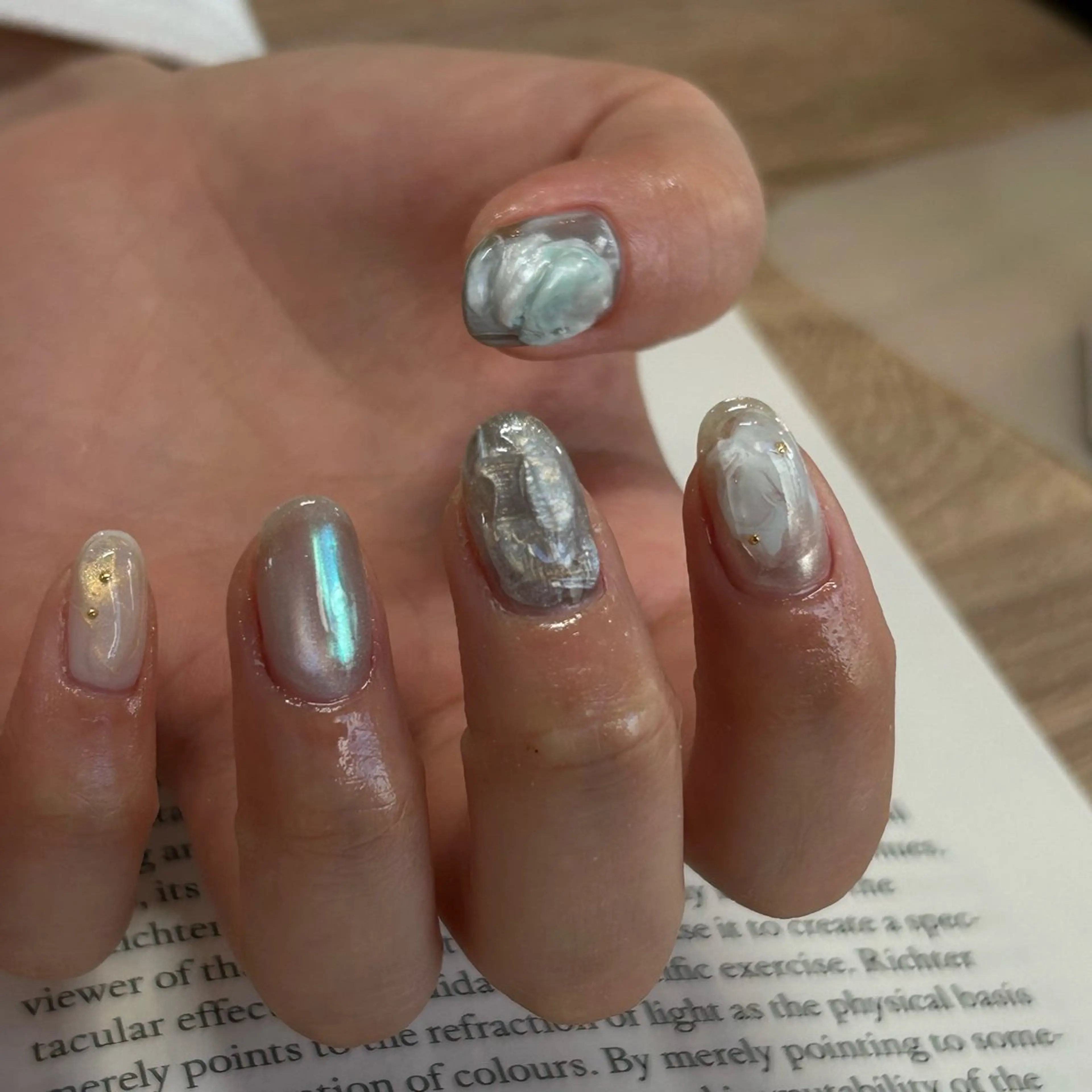 ネイル ニュアンスネイル Nail salon Relum所属・松下 桃子のネイルデザイン