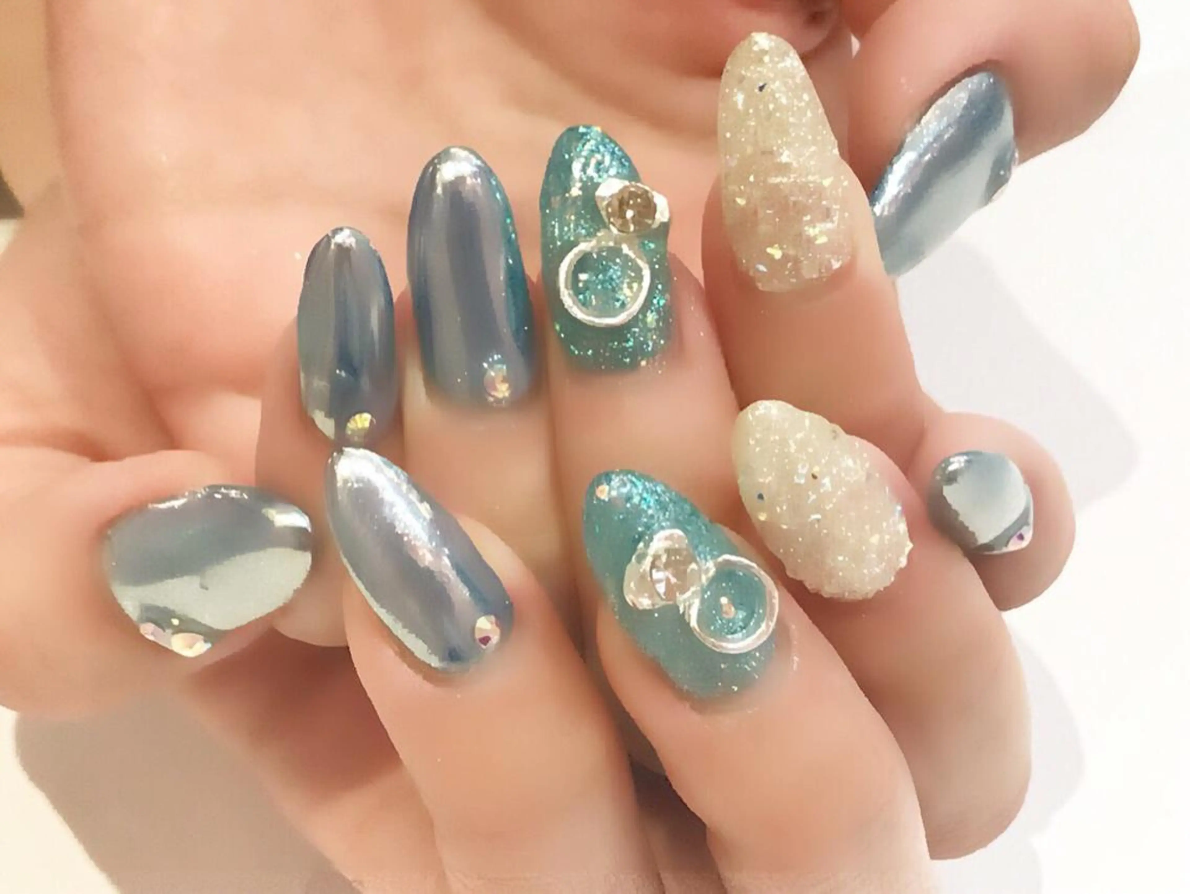 セミロング カラー メンズ キッズ ネイル 卒業式のヘアスタイル アートネイル フットネイル ジェルネイル 卒業式 NAILSGOGO shibuyaのネイルデザイン