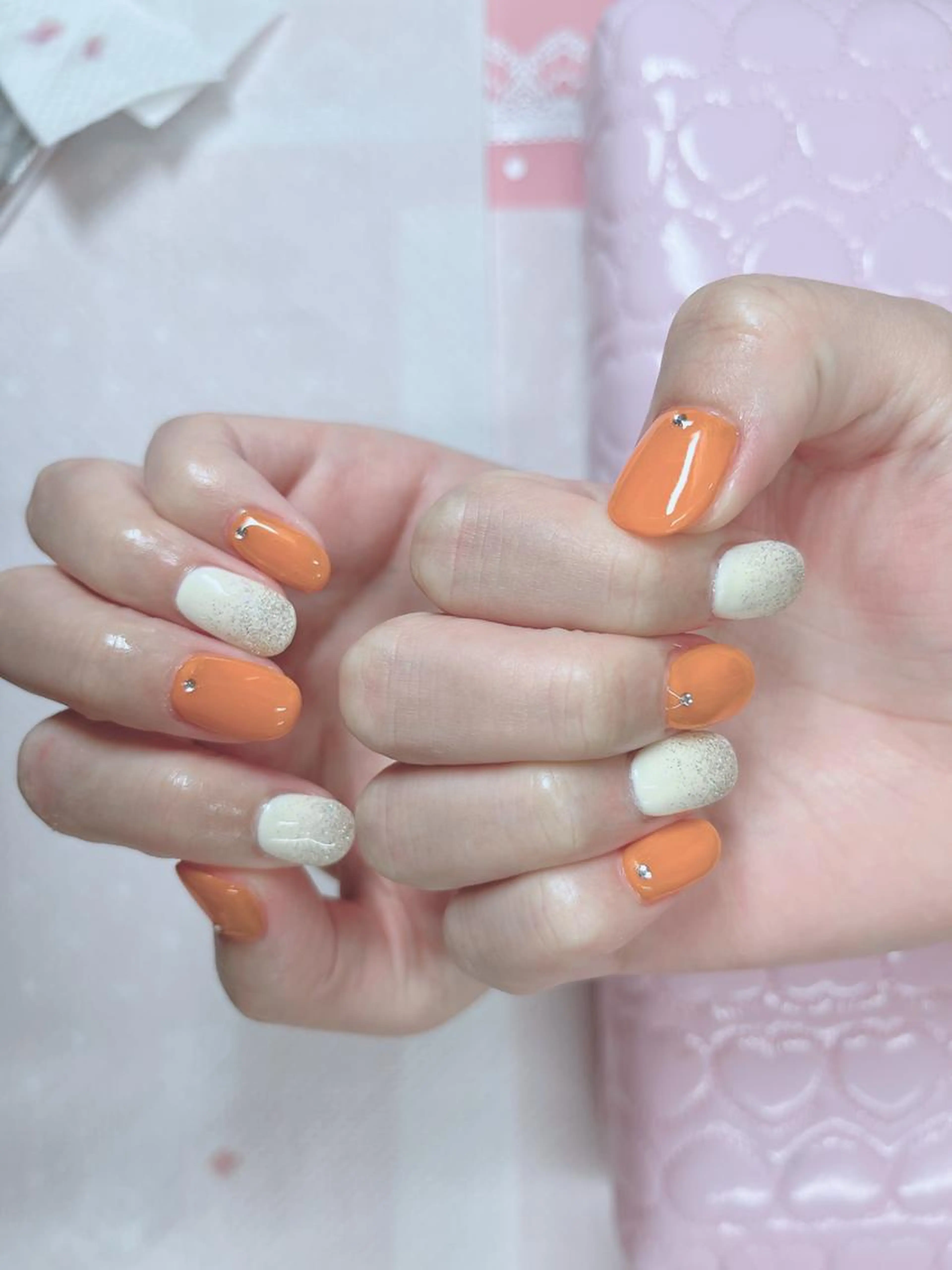 (オフ込み)ワンカラー（2色）or ラメグラデーションの写真