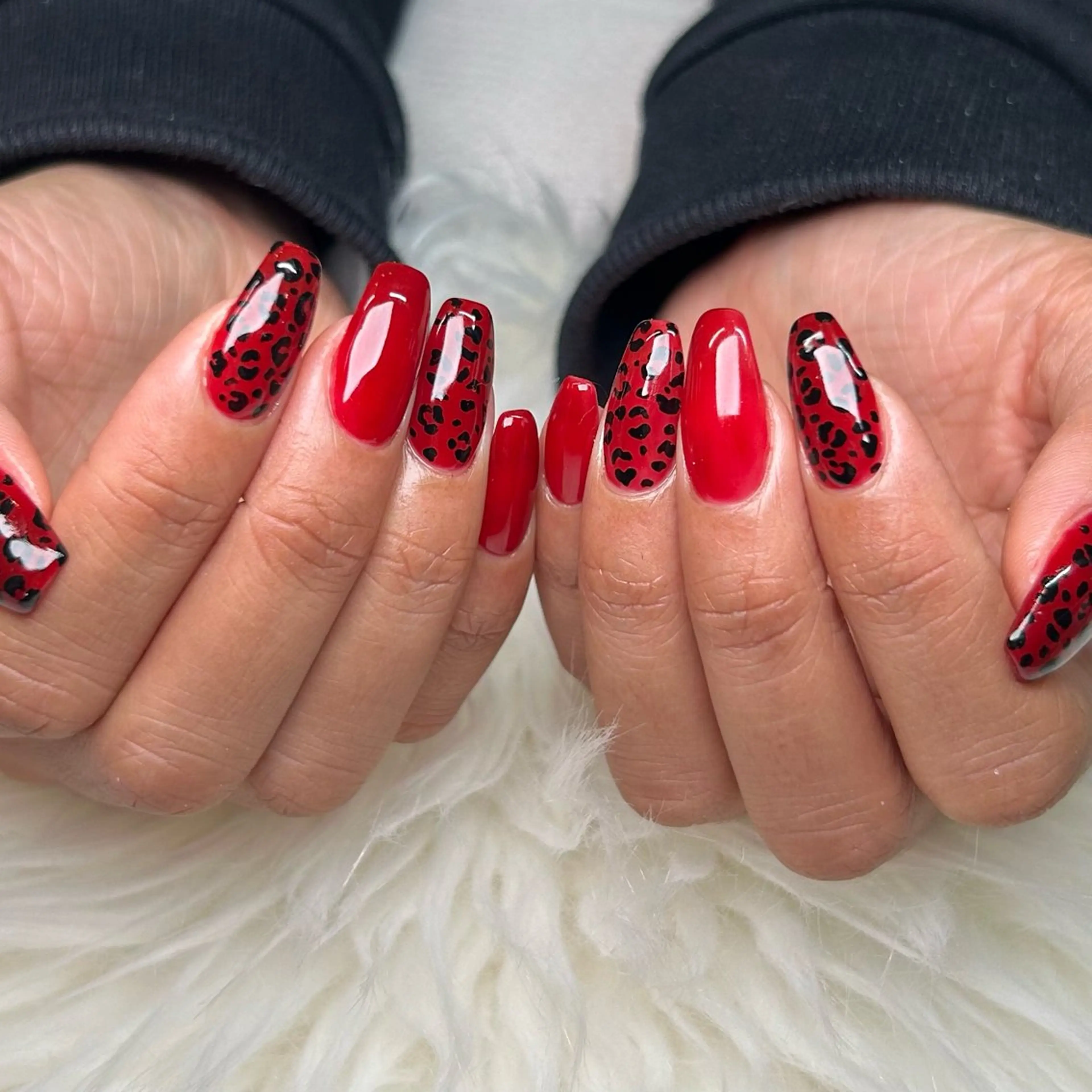 ネイル ハンドネイル Shine'an Maaiのネイルデザイン