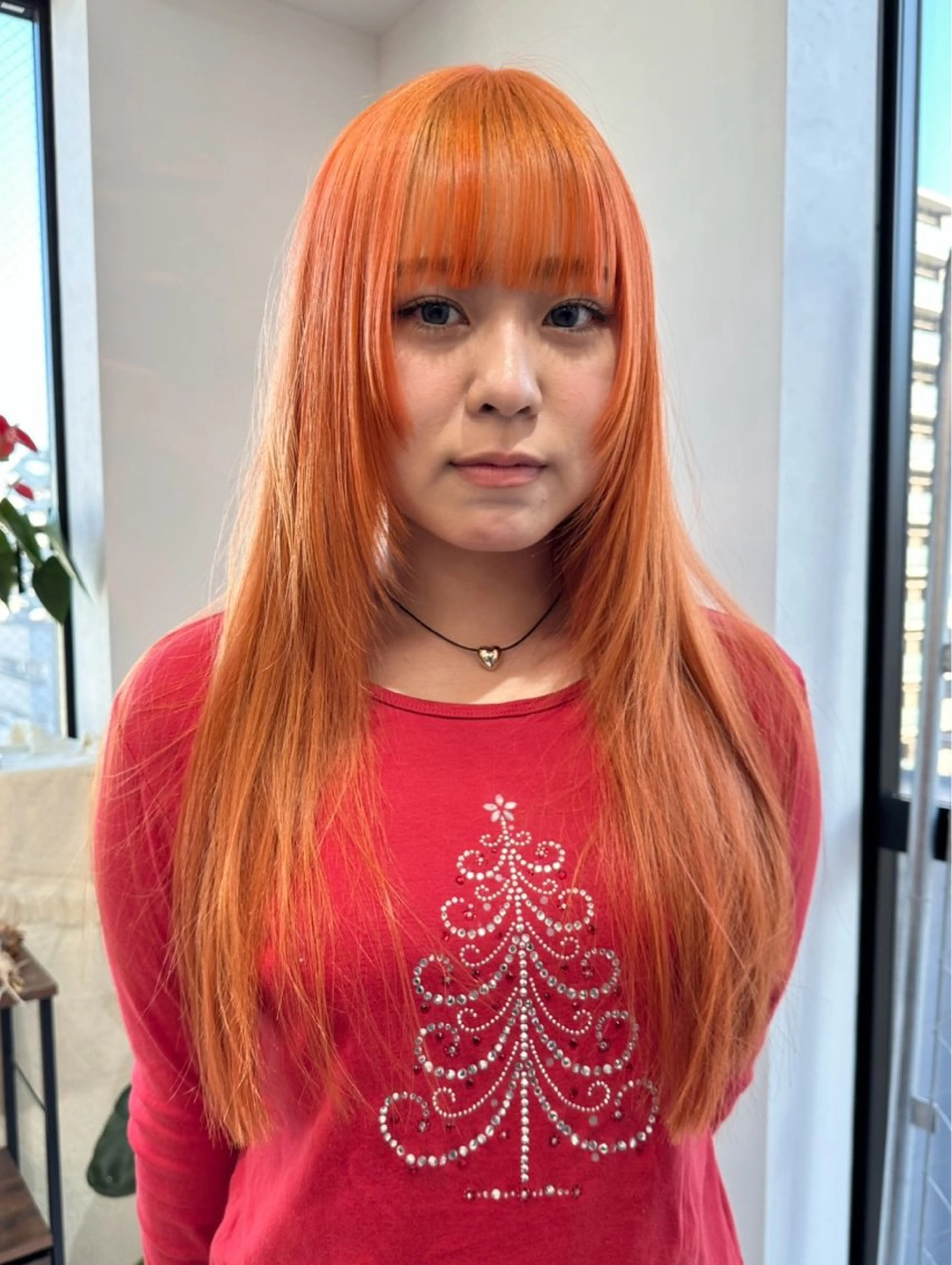 カラー 漆畑 莉奈のヘアスタイル