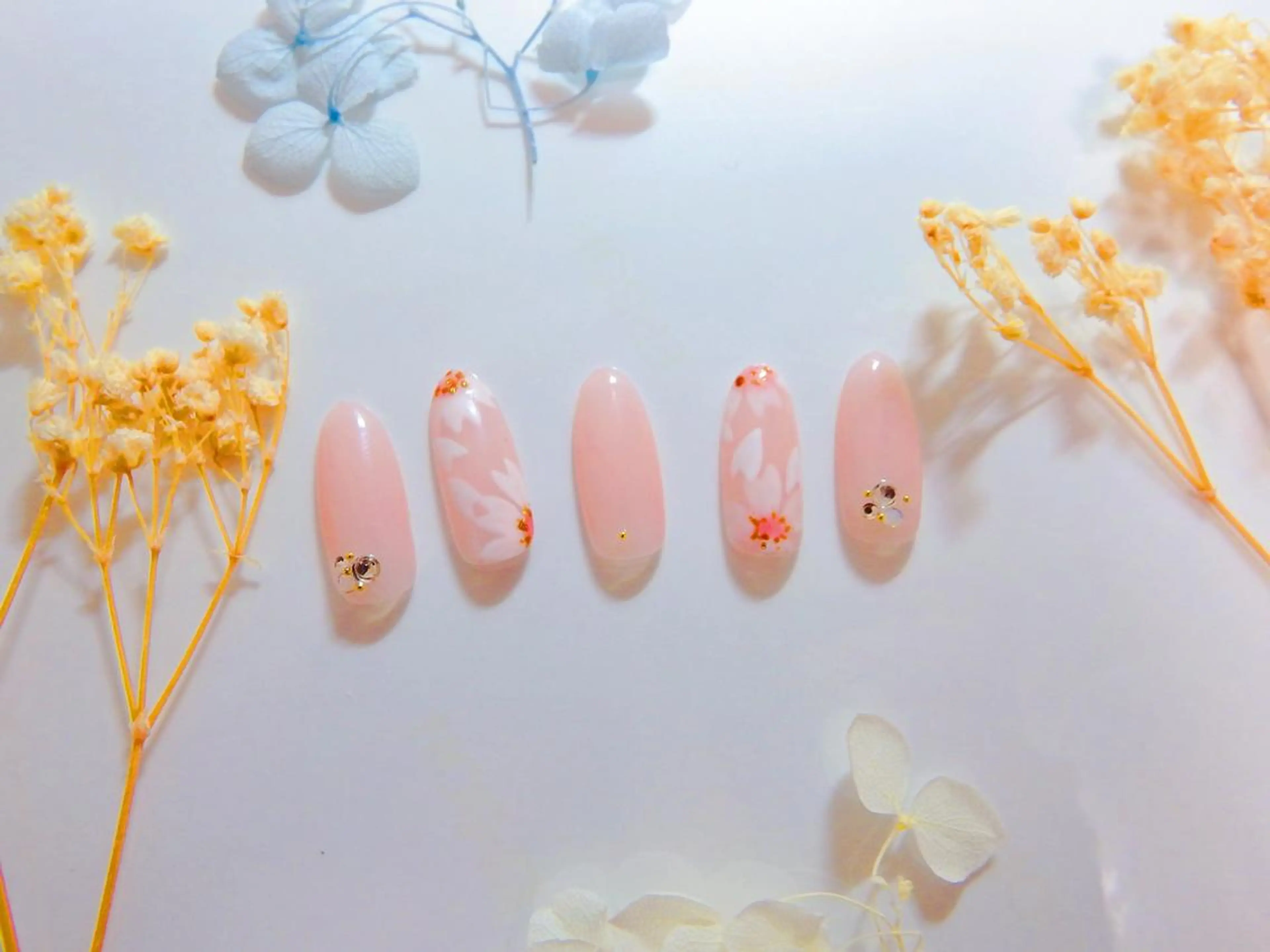 ネイル マツエク・マツパ AB マツエクネイルサロンのマツエク・マツパデザイン