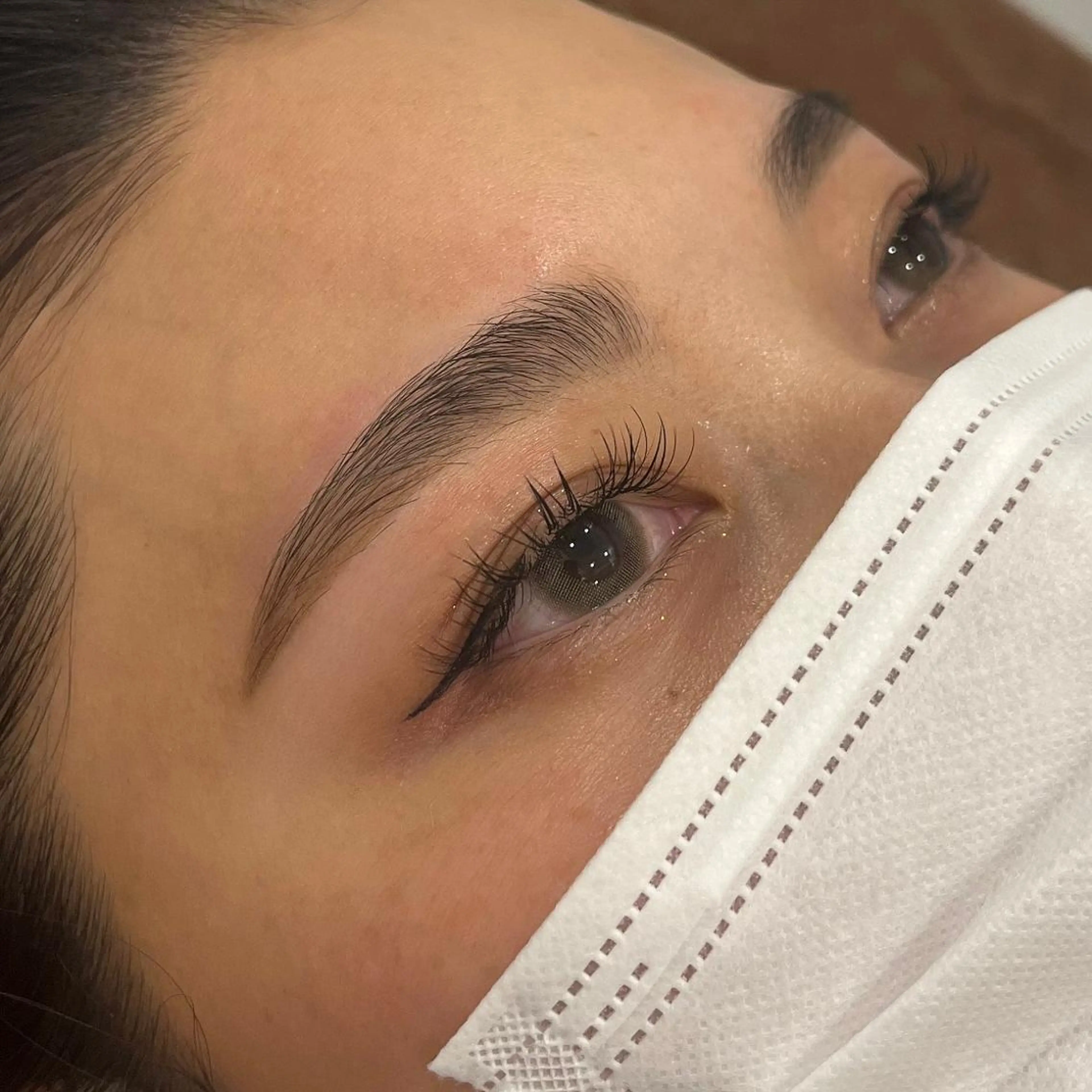 アイブロウ any ［Hata Aya］のエステ・リラクイメージ