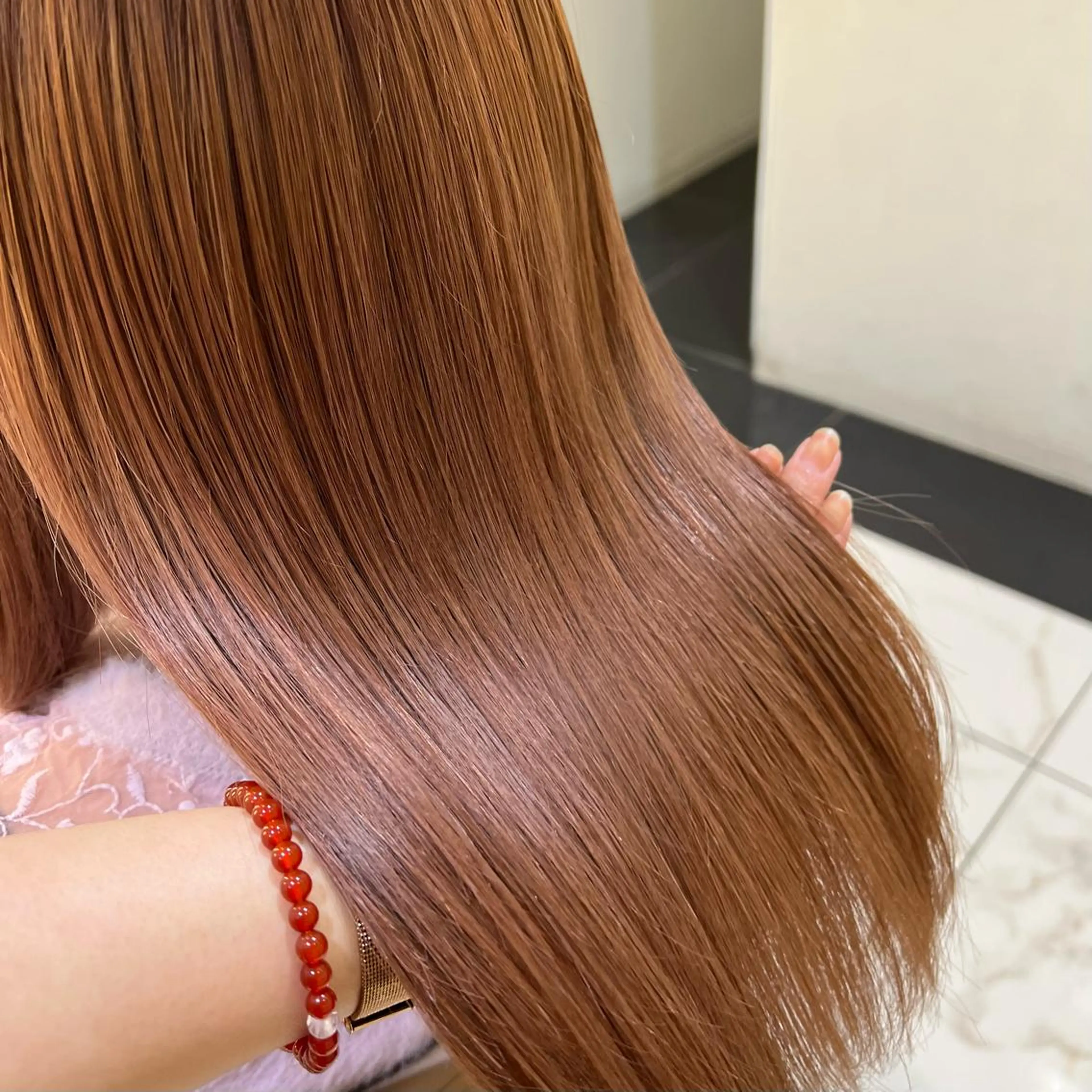 セミロング カット ヘアカラー トリートメント 三箇島 陽香のヘアスタイル