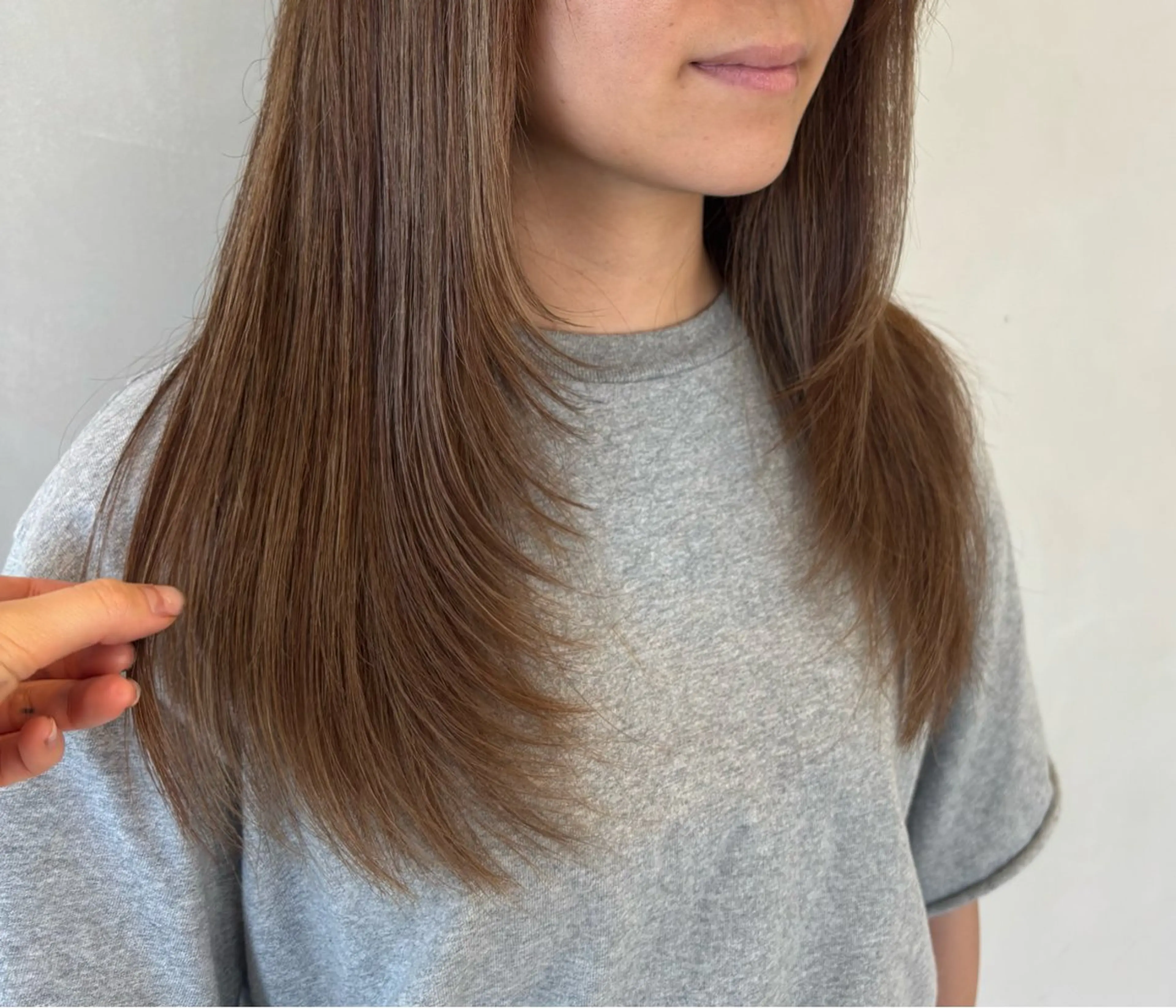 ロング reborn店長 🤍リルのヘアスタイル