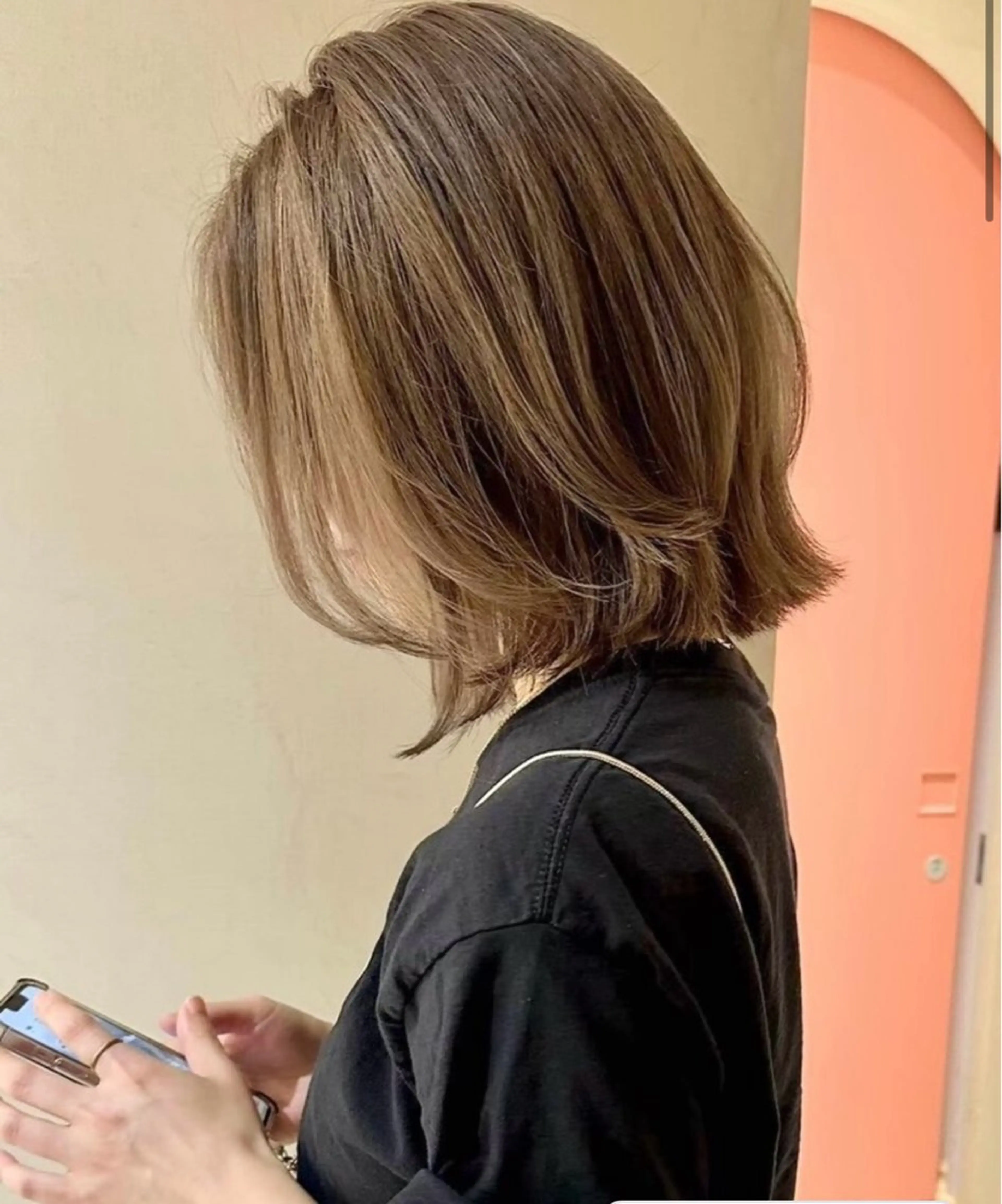 ショート 透明感カラー/ 顔周りcut♡シホのヘアスタイル