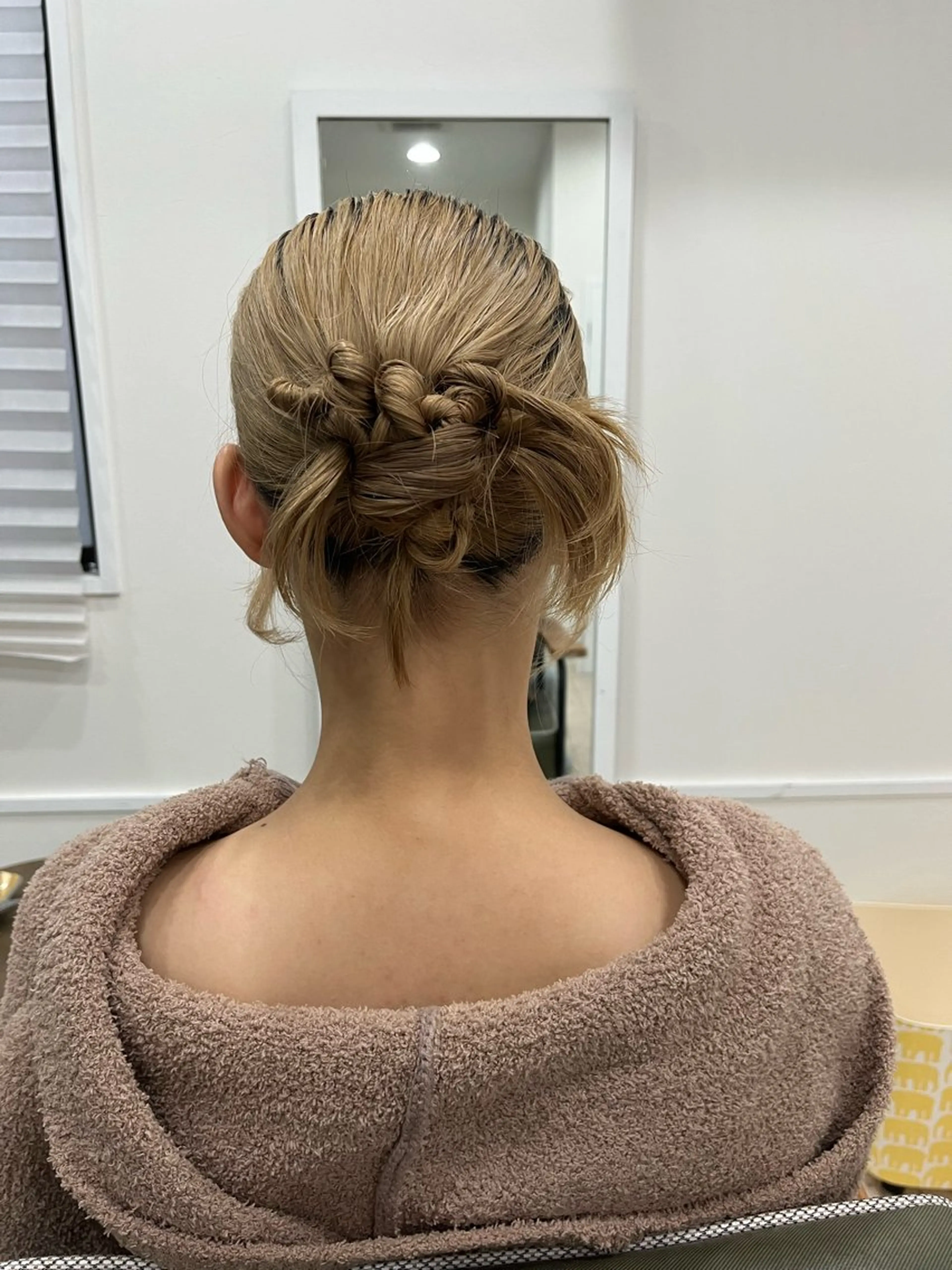 ミディアム ヘアセット M.arc 【マーキ】のヘアスタイル