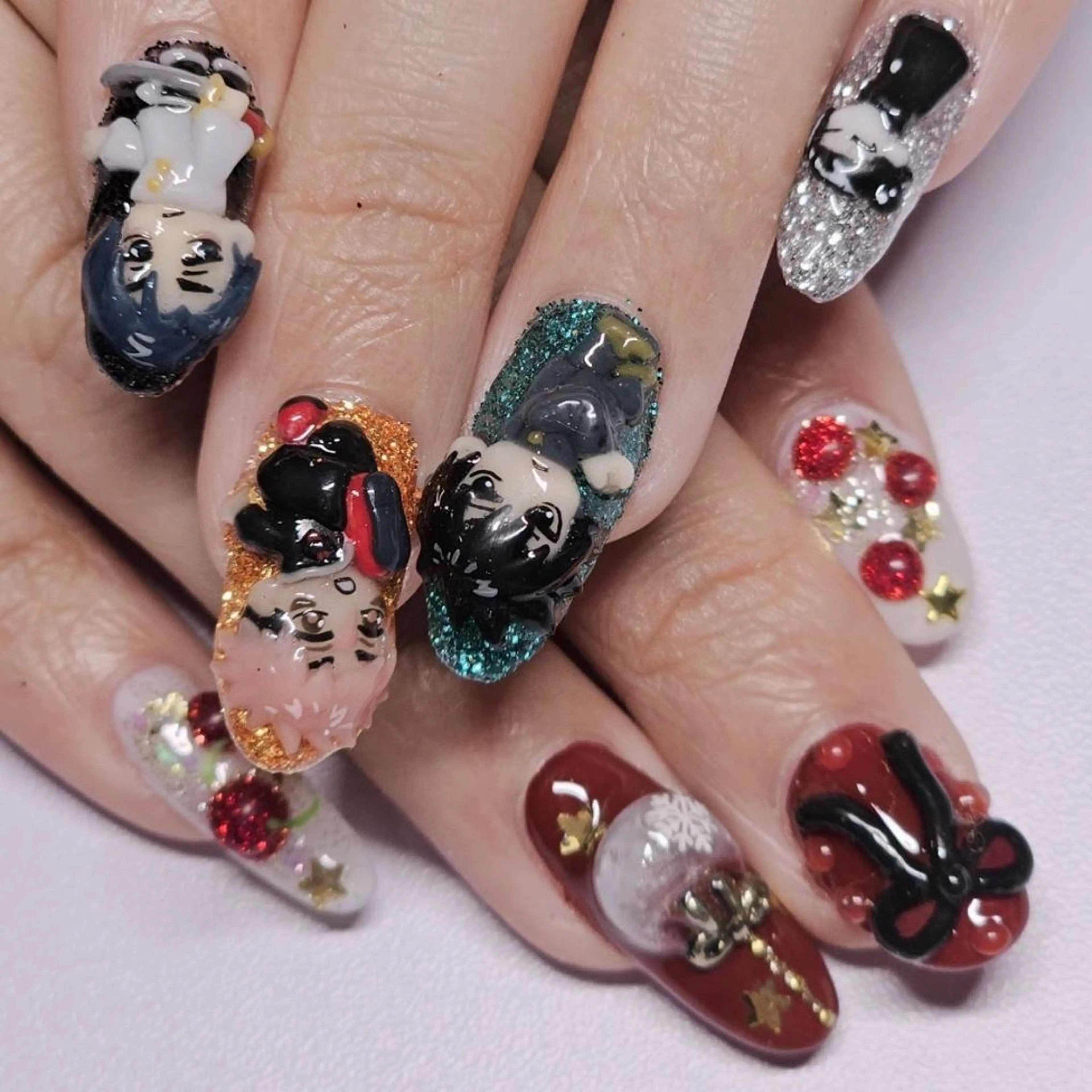 ネイル アートネイル ボルドー ラメ(グリッター) リボン 冬ネイル ハンドネイル よしだ ひろきのネイルデザイン