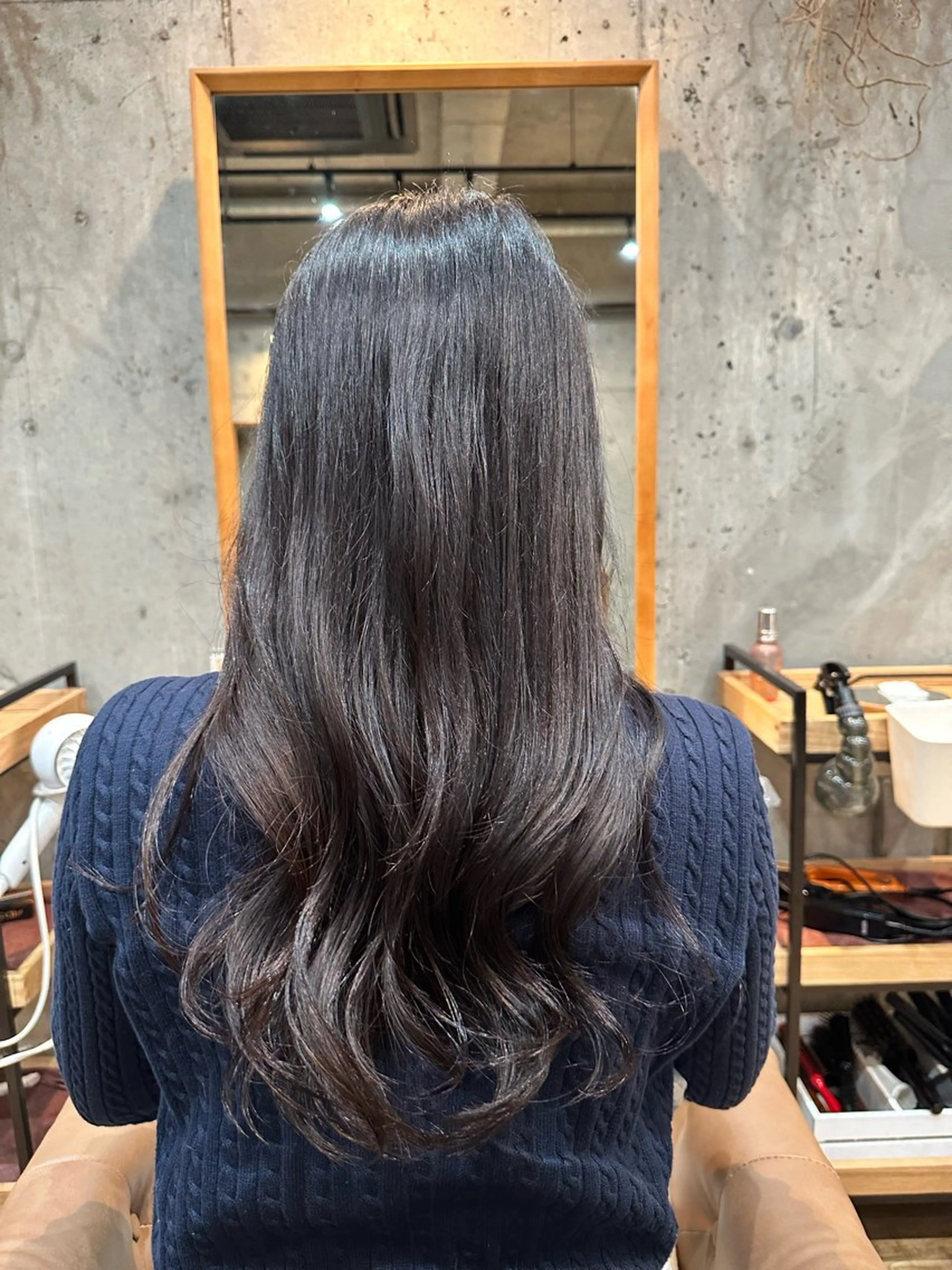 ロング カラー アッシュ アッシュブラウン ブラウンカラー ハイライトカラー ハイライト ヘアカラー トリートメント 🫧MANA🫧縮毛 矯正モデル募集中🧡のヘアスタイル